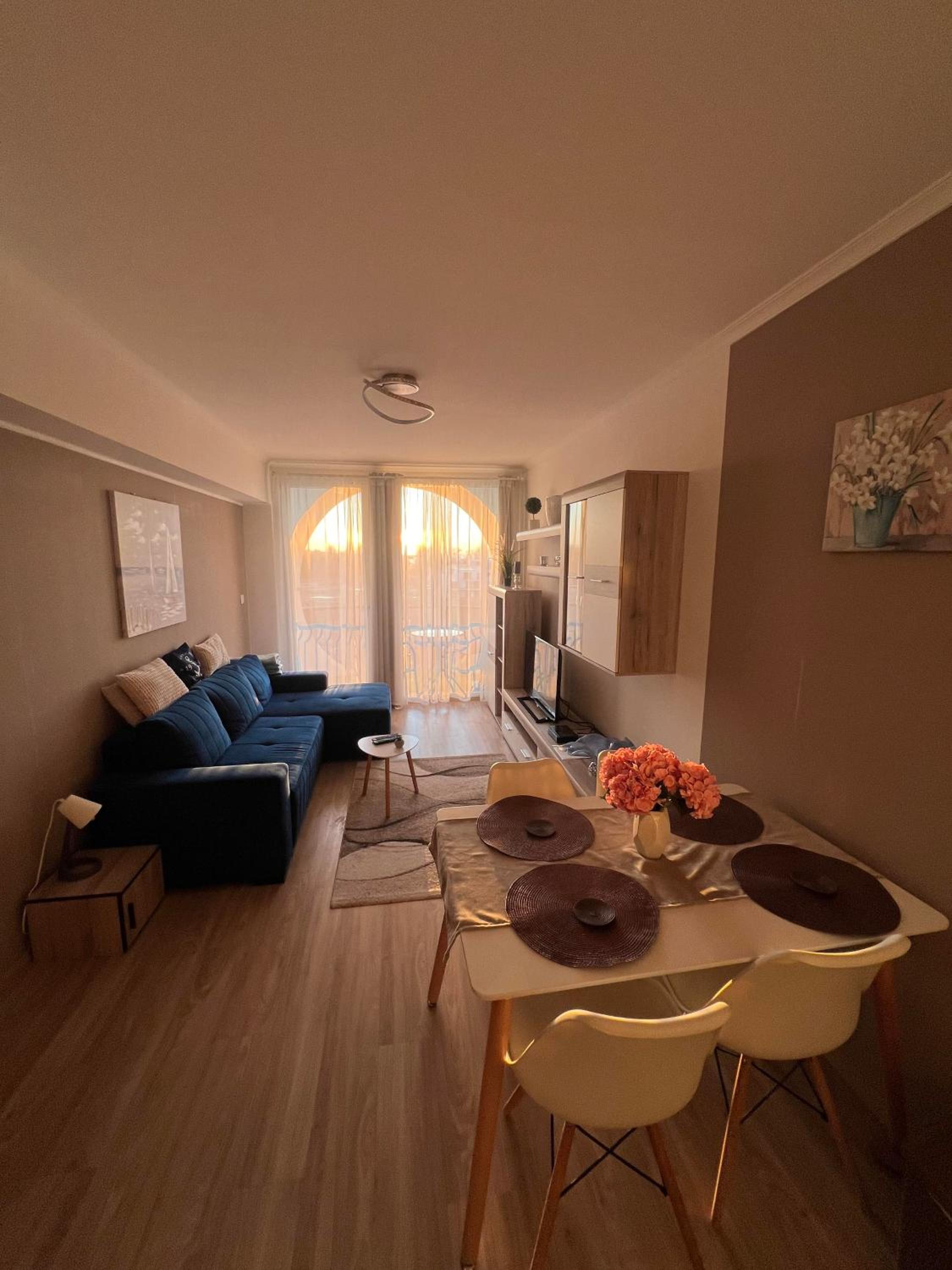 Top Sunset Beach Apartman view 5