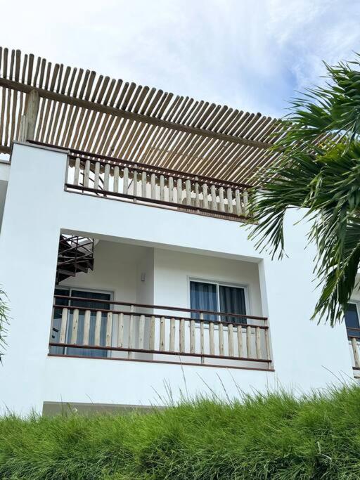 Flat Canoa Quebrada com Terraço