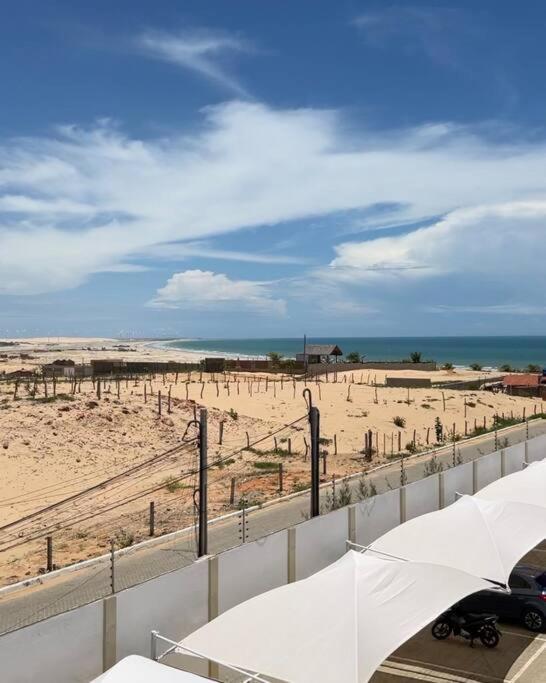 Flat Canoa Quebrada com Terraço