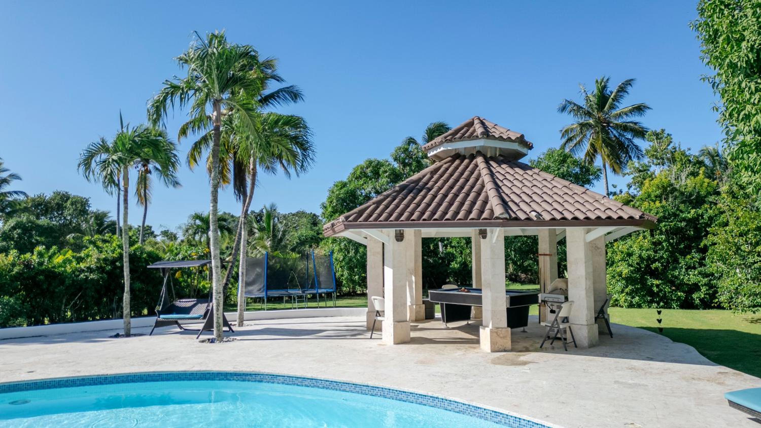5-BR Casa de Campo Villa with Pool & Jacuzzi - Chef, Bartender, Maid view 4