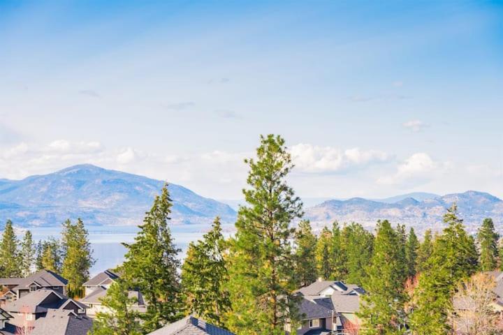 Kelowna Vacations - Lakeview 2-bed 2-bath Entire Suite near Summerhill Winery - Property Image 1