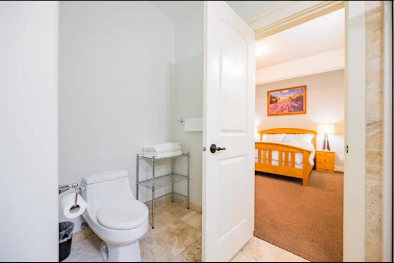 Kelowna Vacations - Lakeview 2-bed 2-bath Entire Suite near Summerhill Winery - Property Image 17
