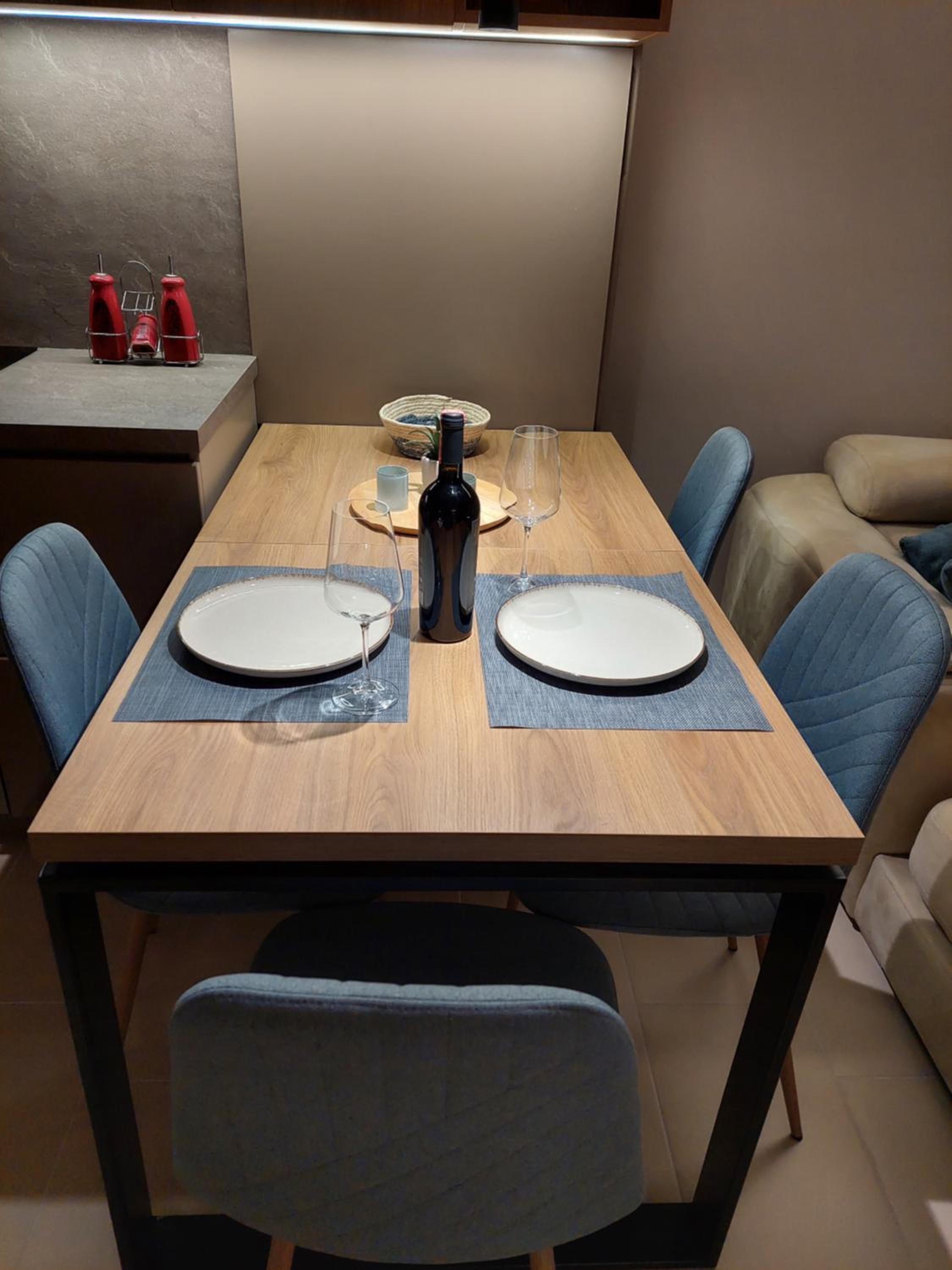 Sea Song Luxury Apartment in Diamond Hill