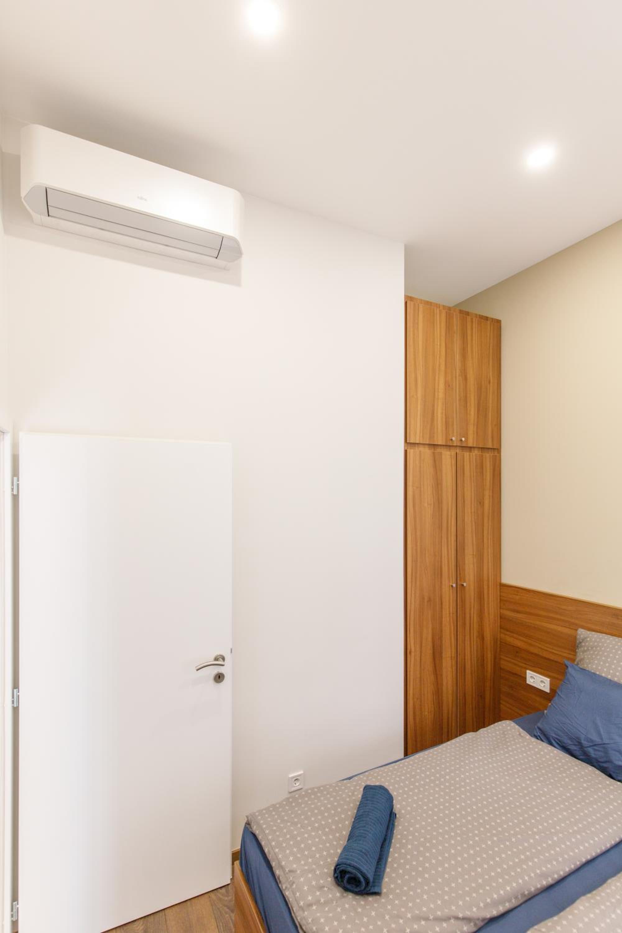 Central City Apt in the Jewish Quarter with FREE PARKING view 2