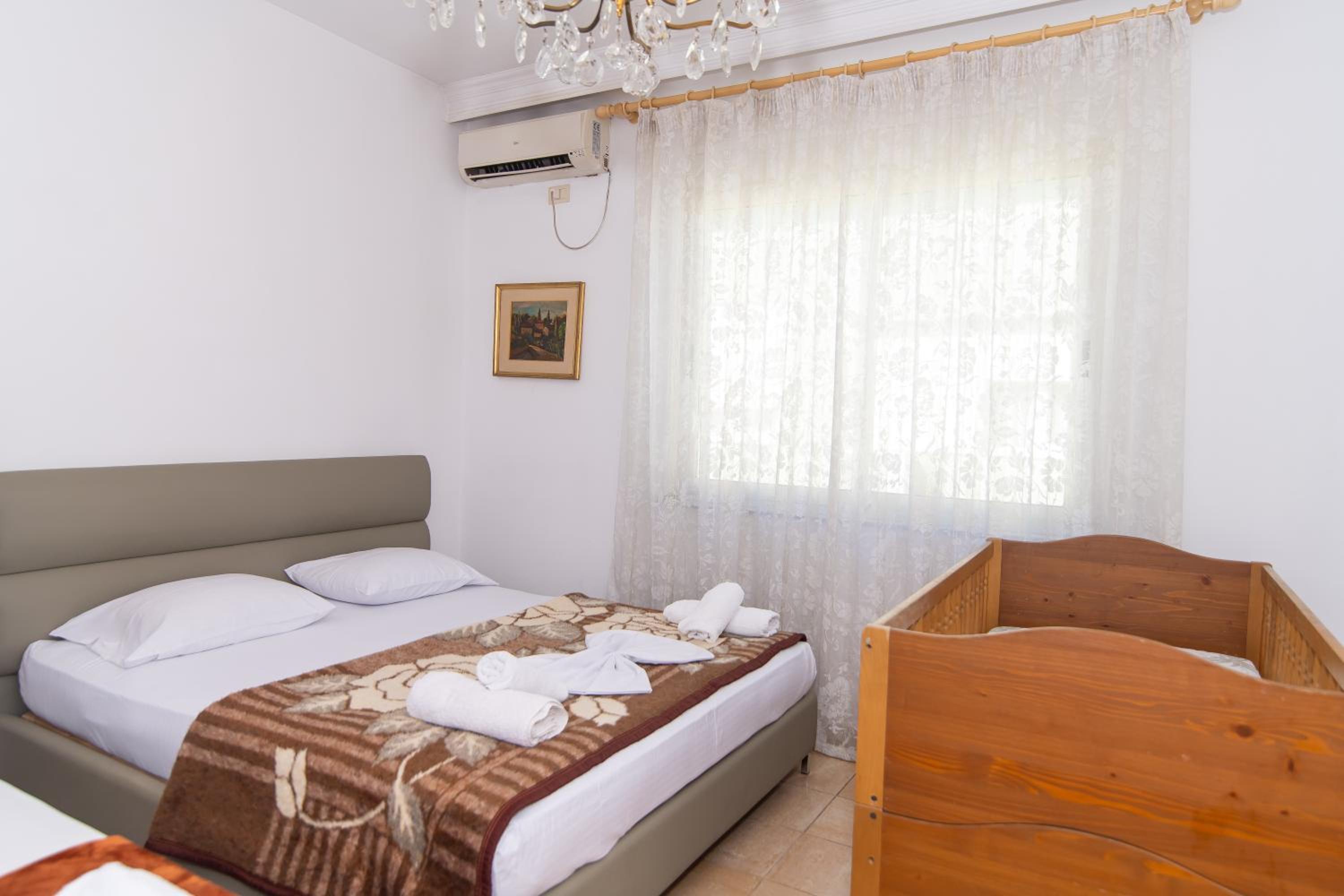 Vintage Blloku Apartment