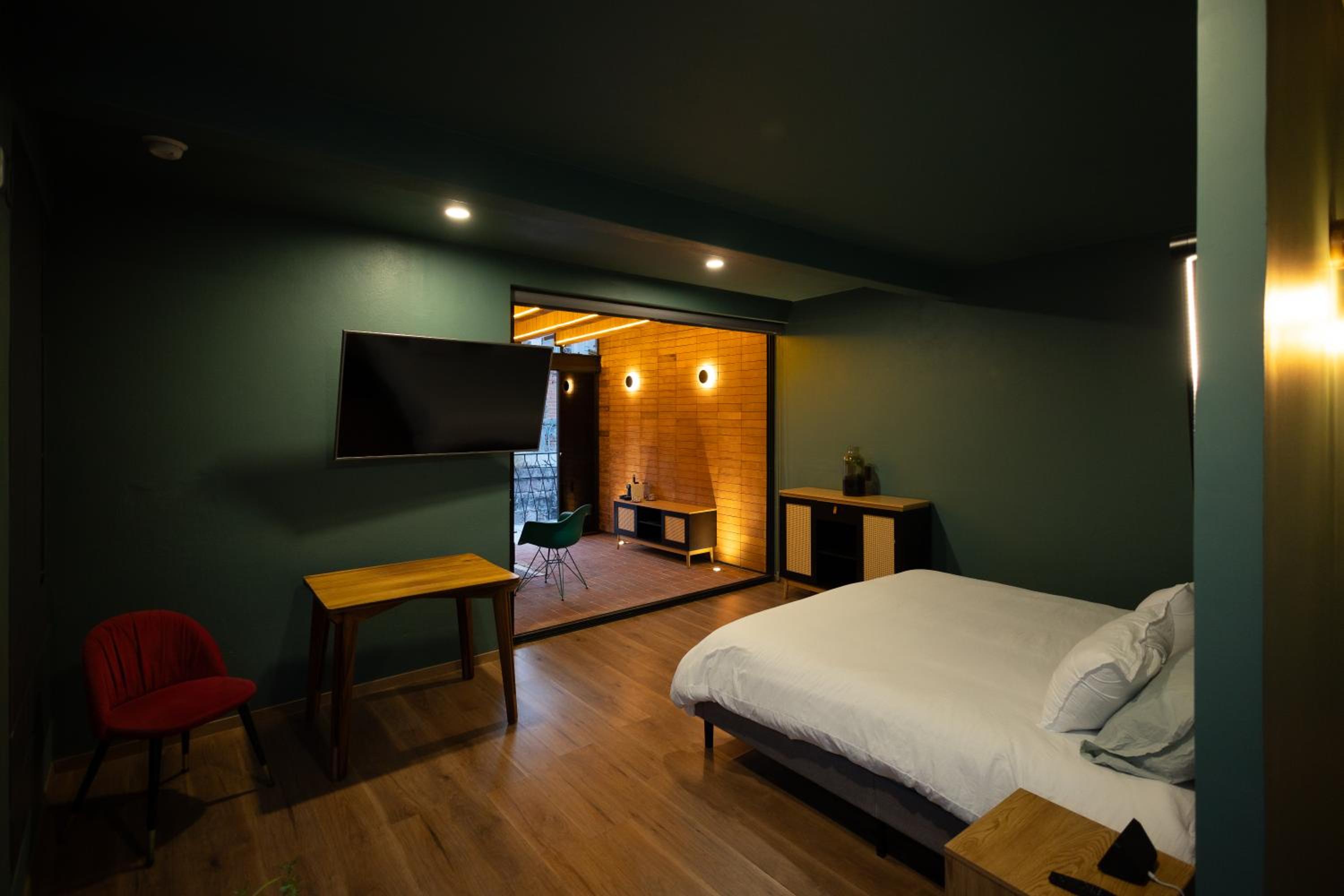 hotel room
