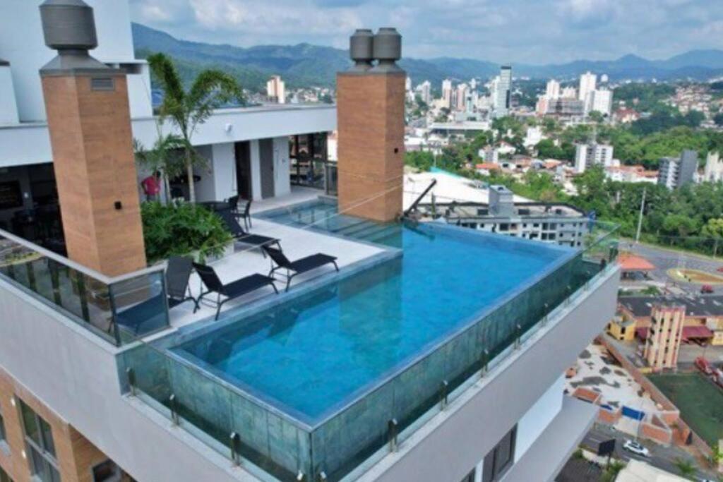 Loft com Piscina e Rooftop a 800m da Oktoberfest