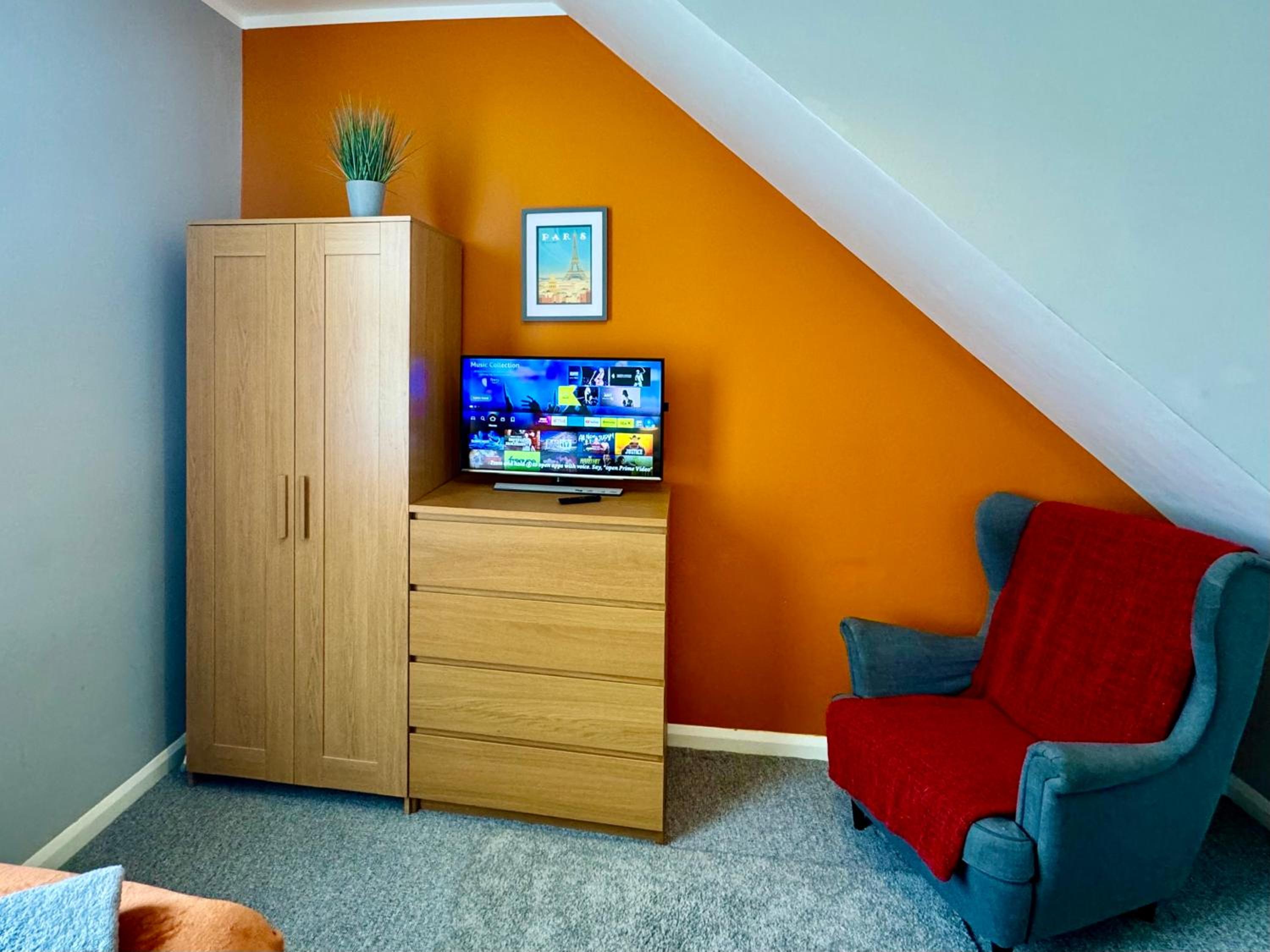 Waterloo House - Great for Contractors or Family Holidays
