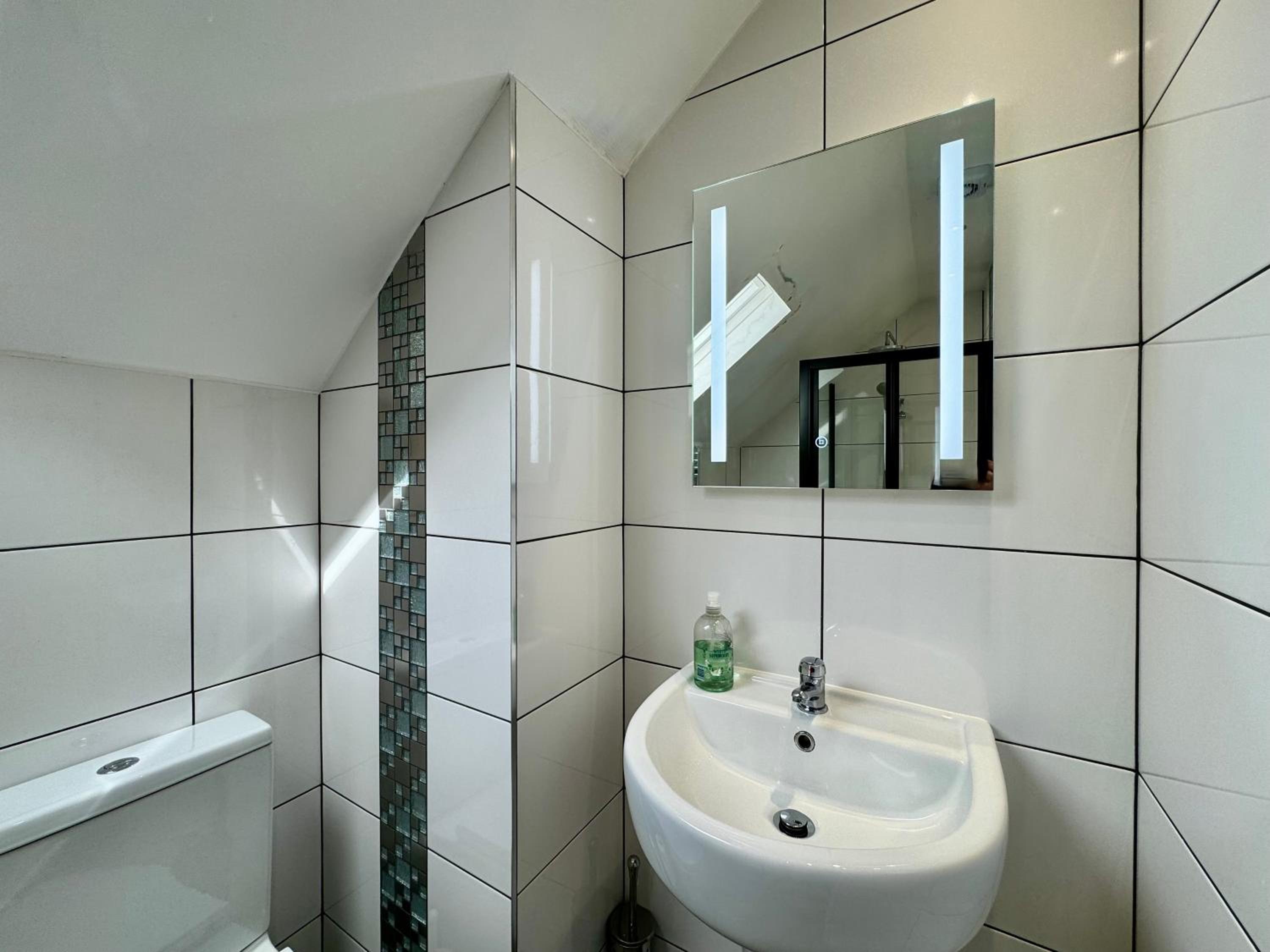 Waterloo House - Great for Contractors or Family Holidays