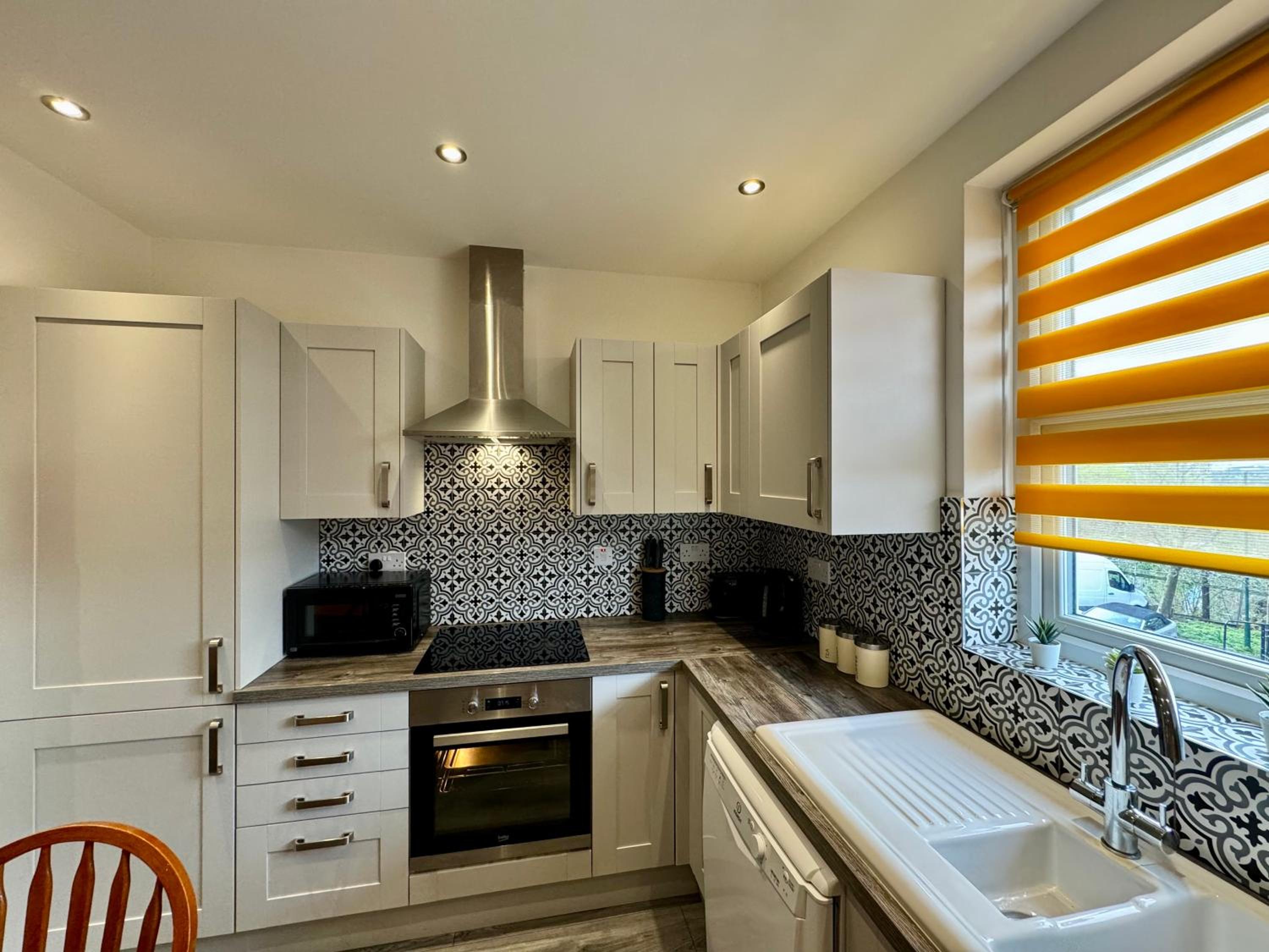 Waterloo House - Great for Contractors or Family Holidays