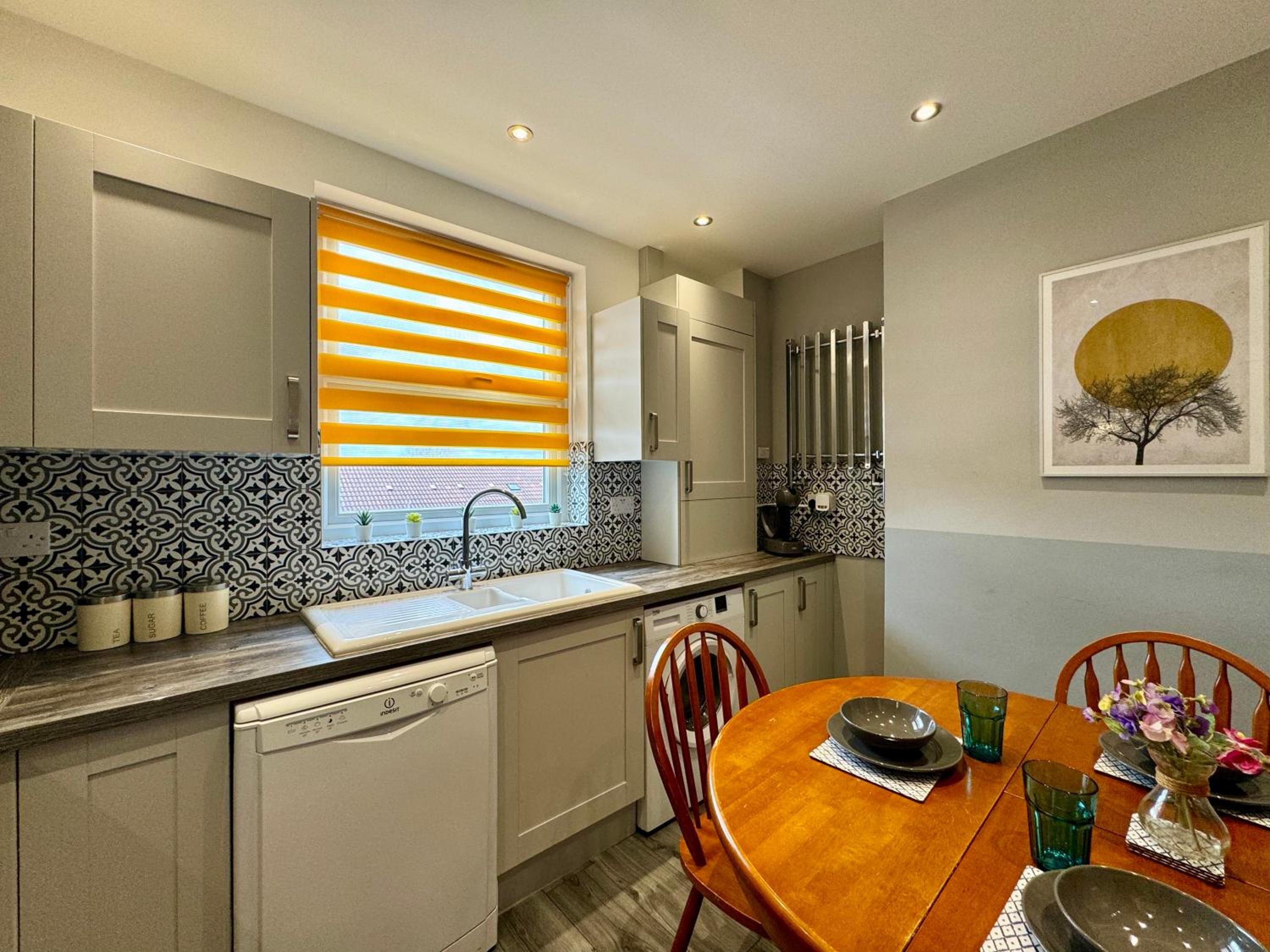 Waterloo House - Great for Contractors or Family Holidays