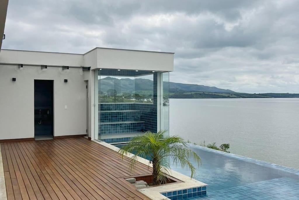 Casa em Santo Hilário - MG