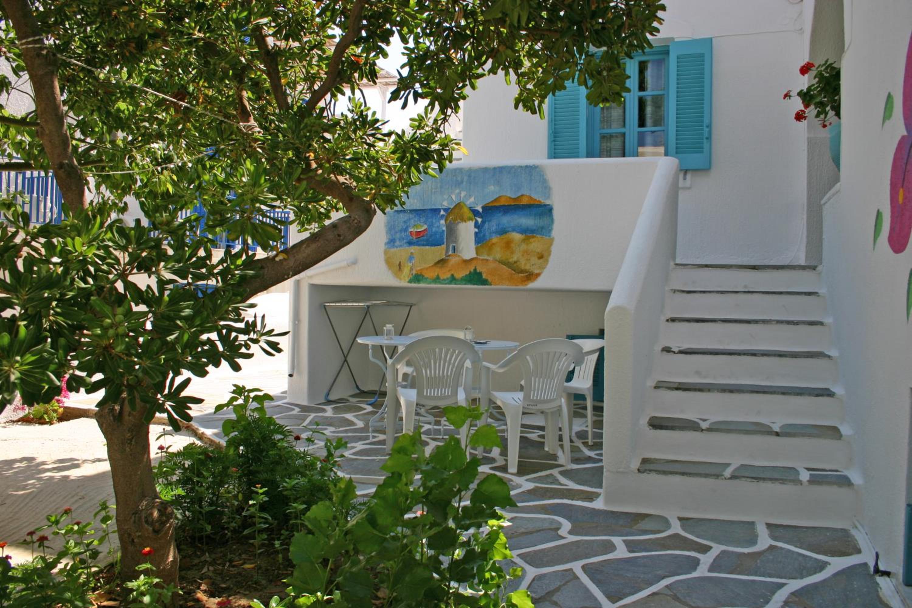 Ragousis Apartments