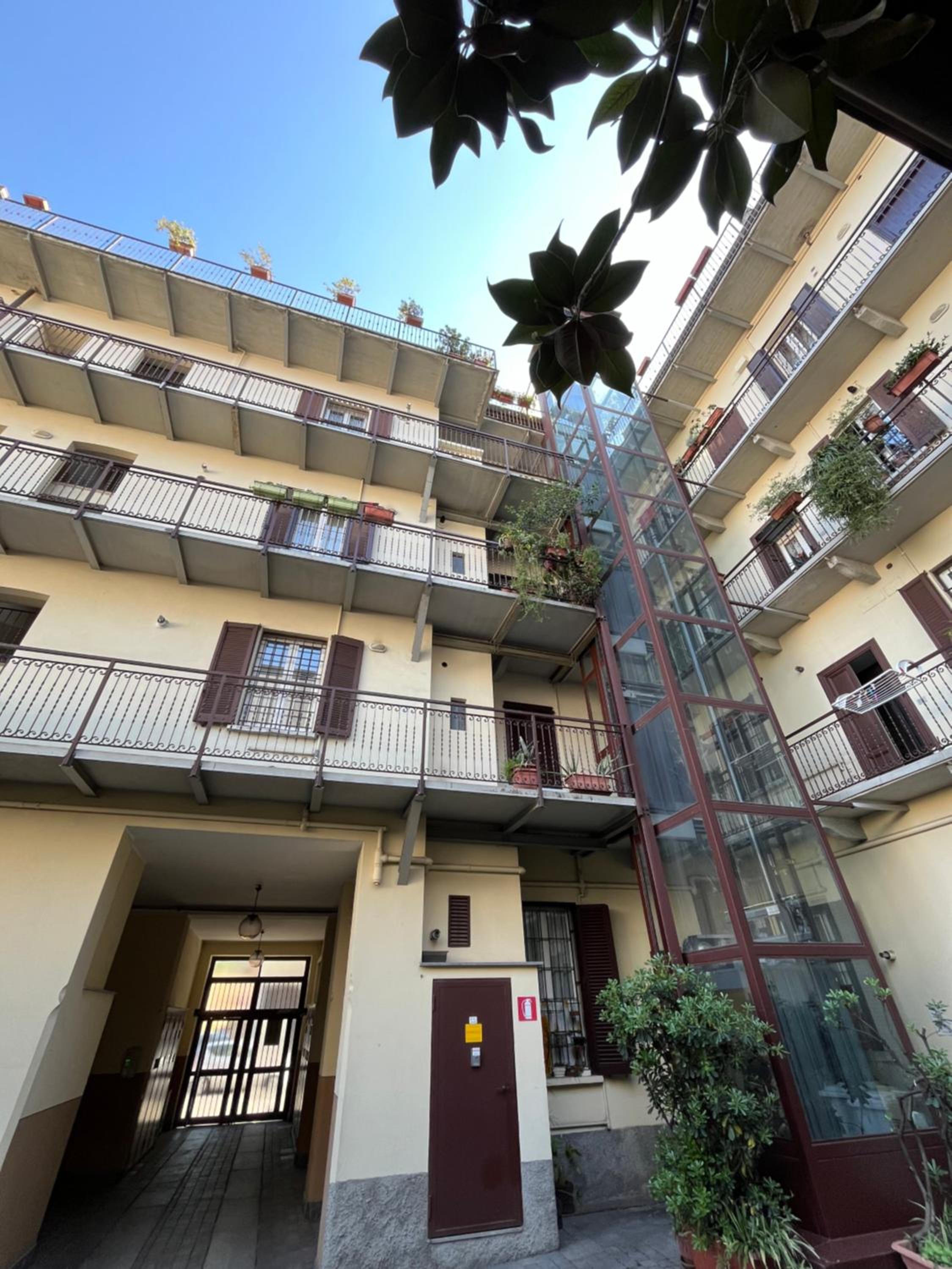 Casa di ringhiera old Milan
