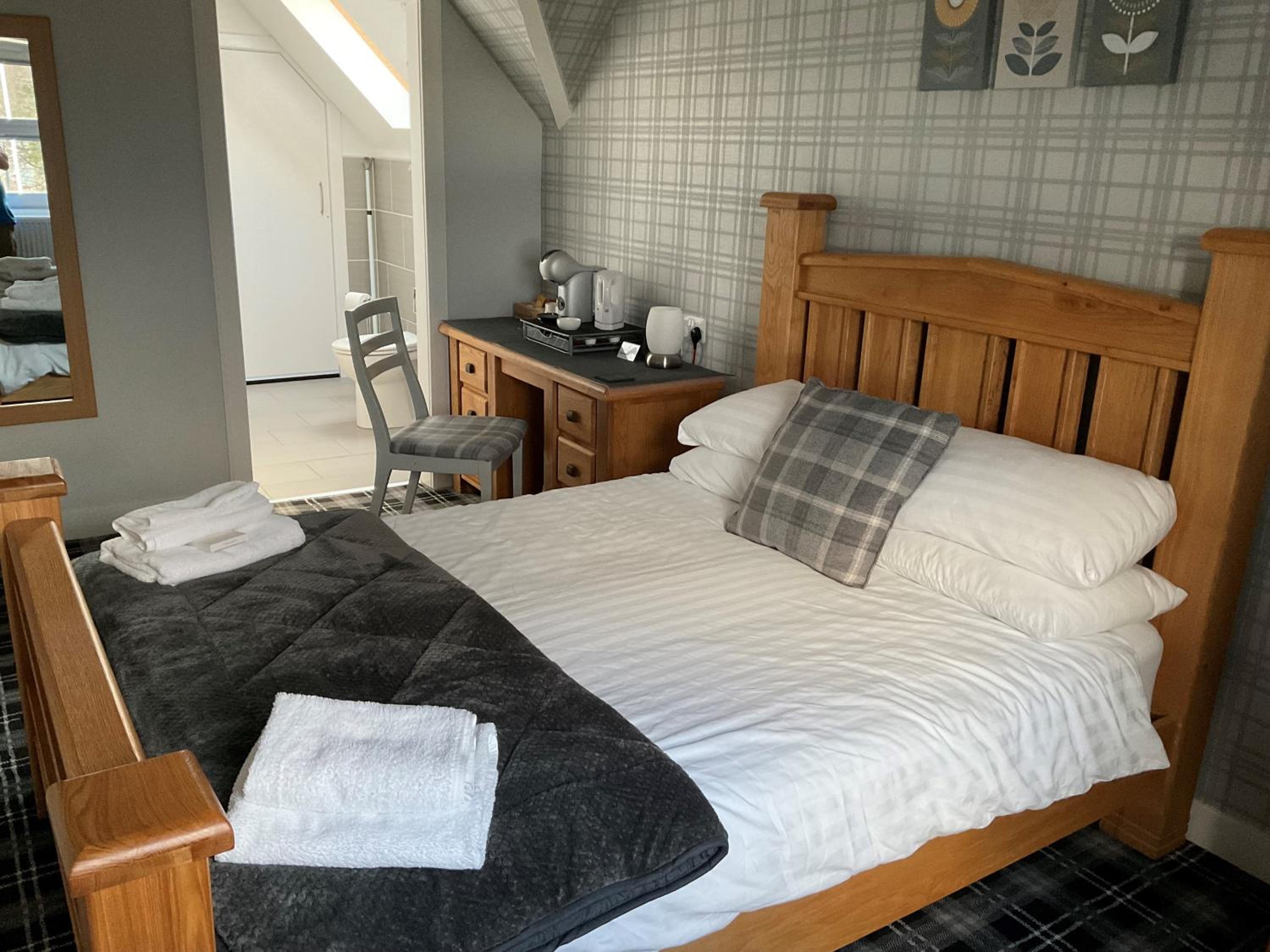 Glenshee Guest House