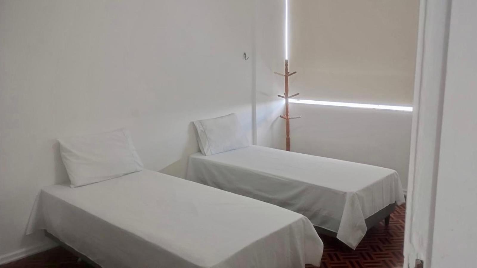 Apartamento Vista Farol da Barra com 2 Quartos
