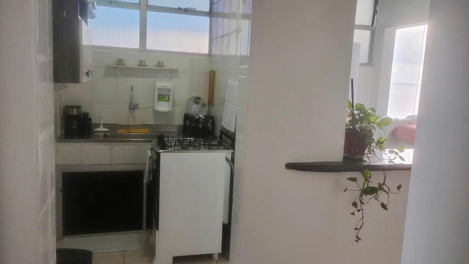 Apartamento Vista Farol da Barra com 2 Quartos