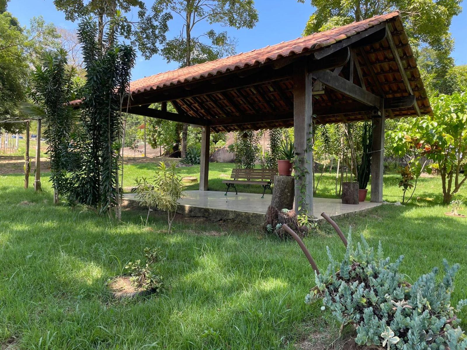 Chalés São João - a 500m da Cachoeira de Bom Jardim - com piscina