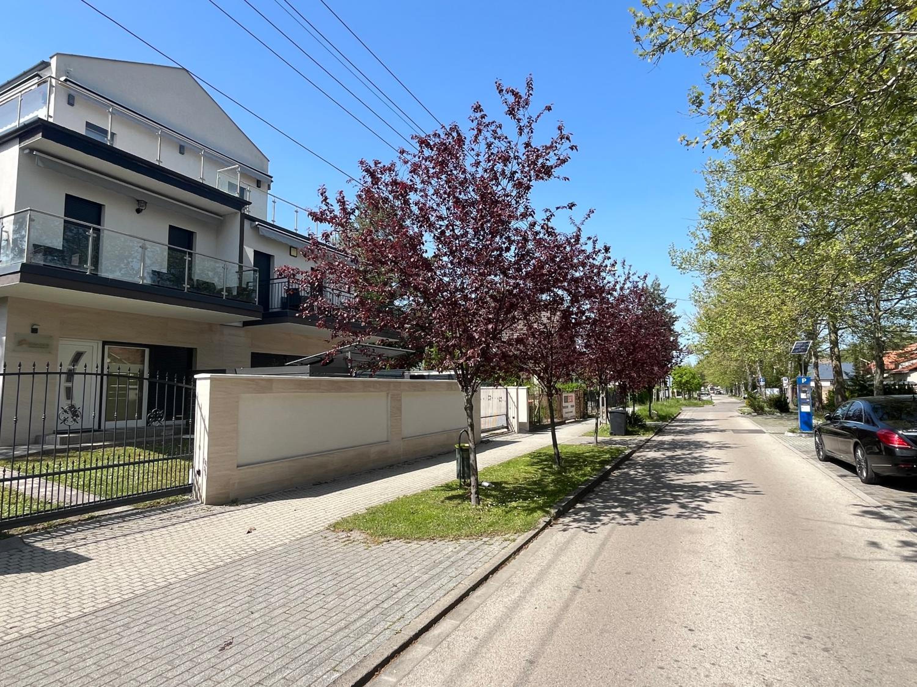 Smeraldo Penthouse Zamardi