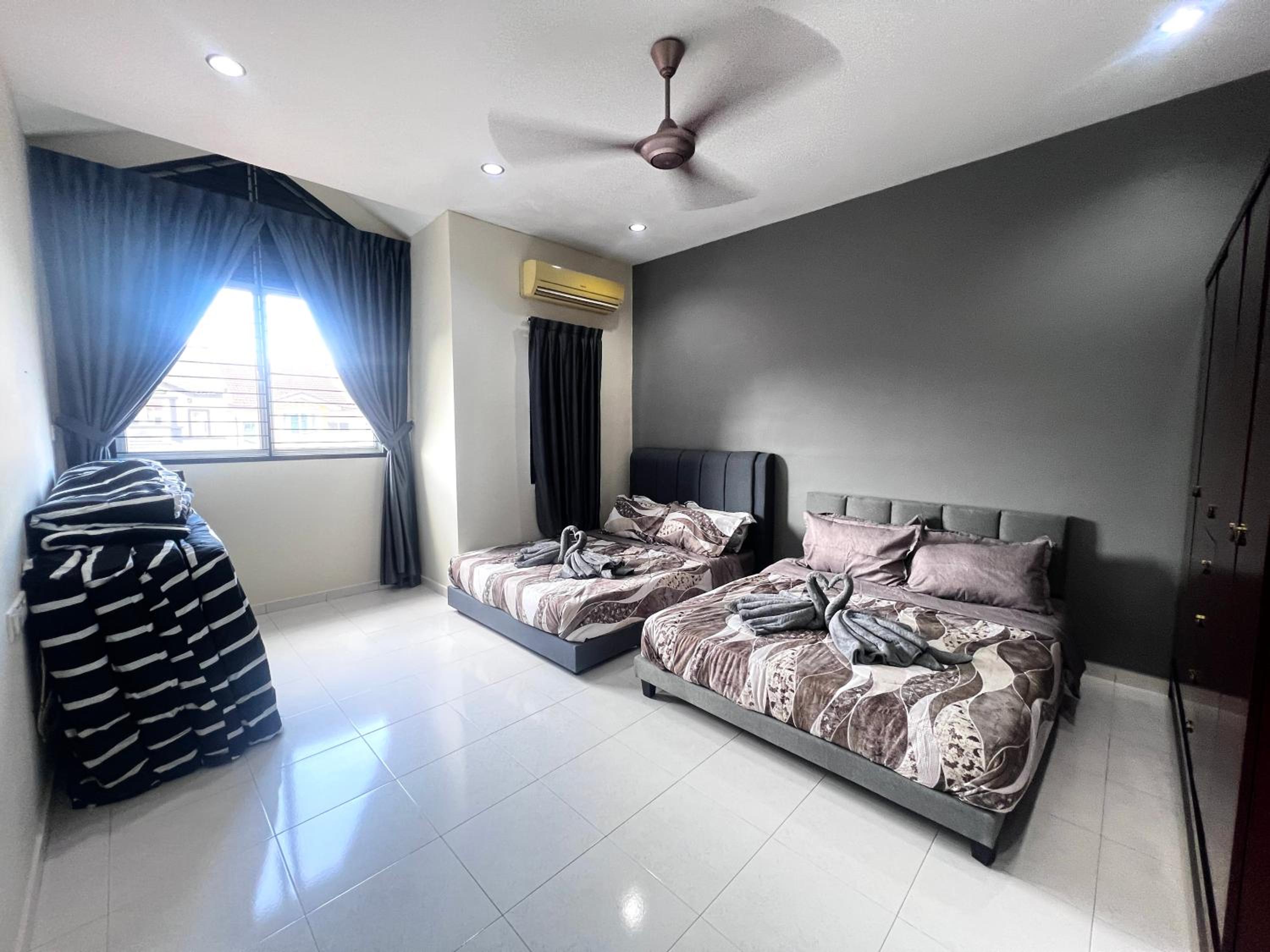 Little Theatre Home Setia Indah Austin