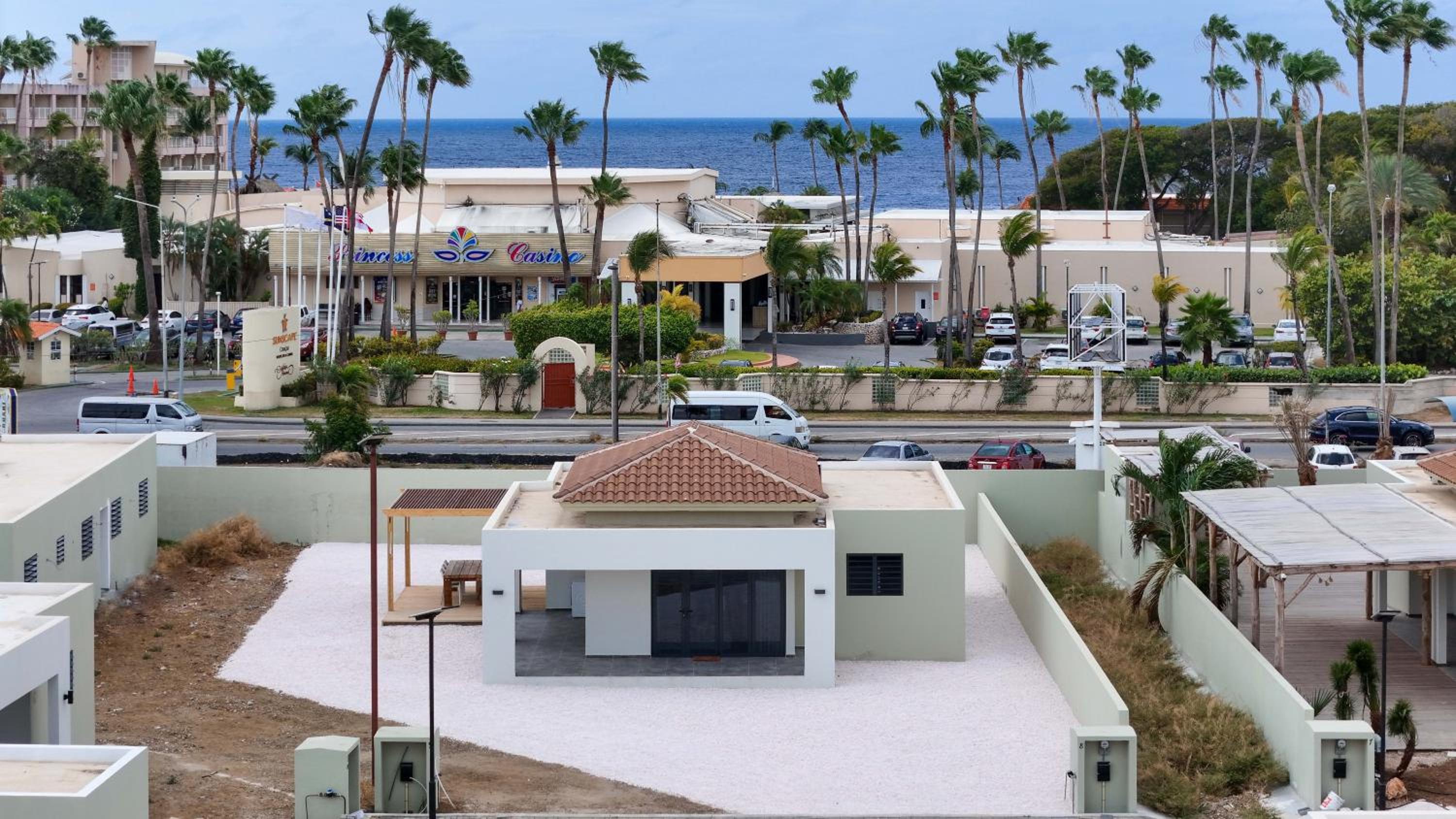 Villa Monrel Mambo Beach