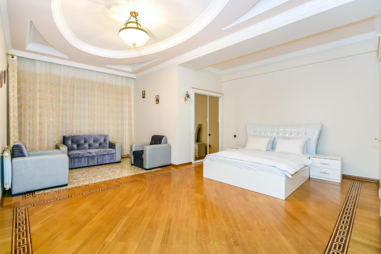 Apartment on Shahin