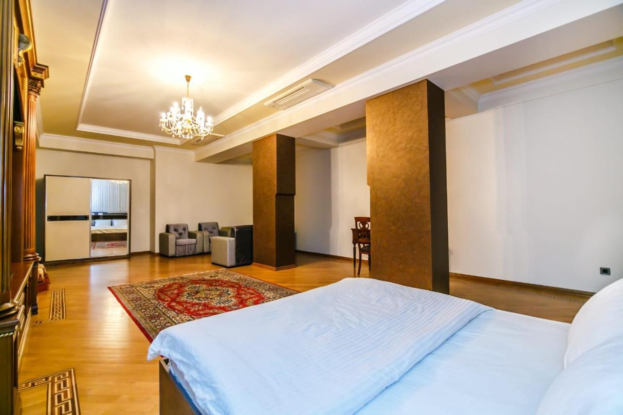 Apartment on Shahin