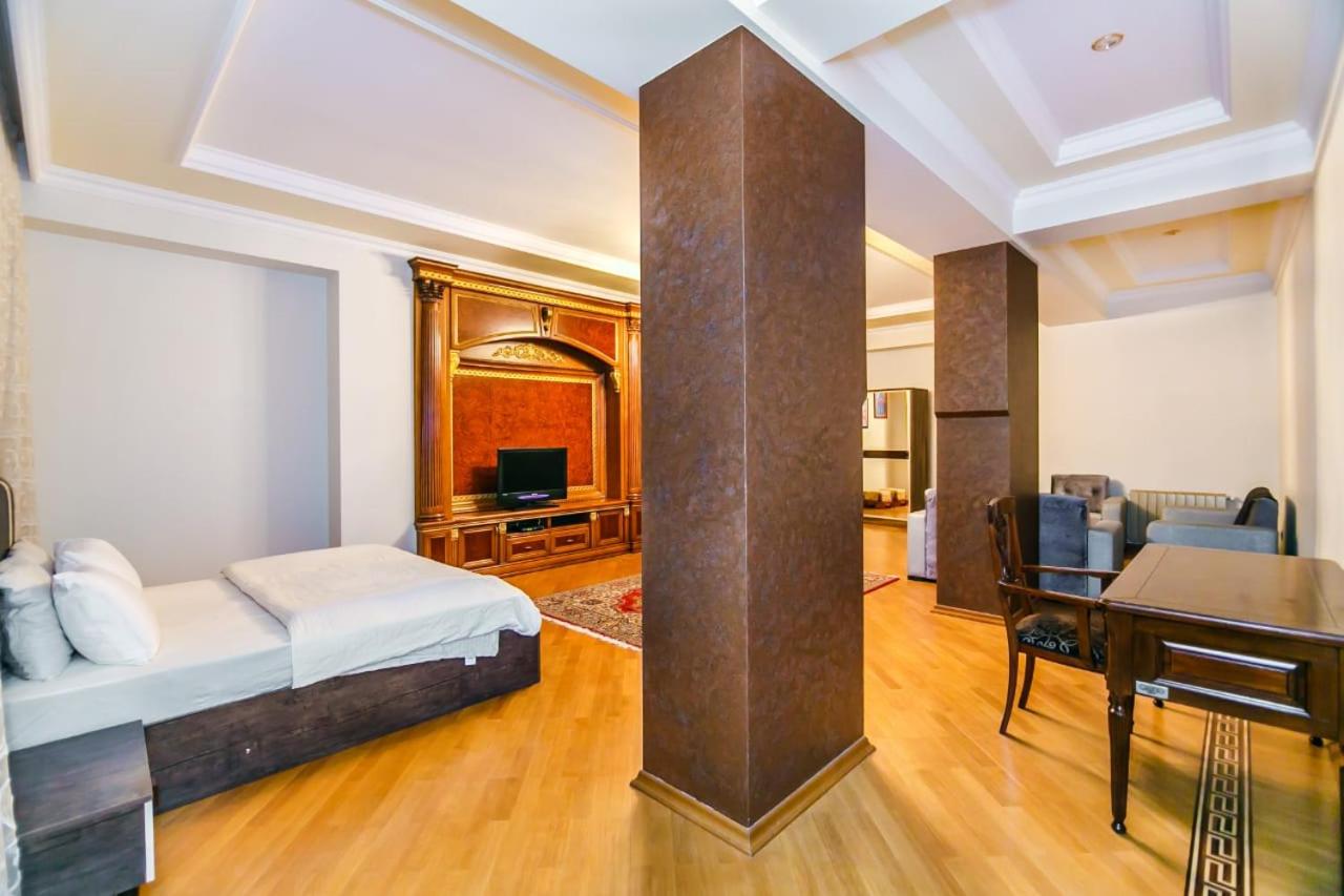 Apartment on Shahin