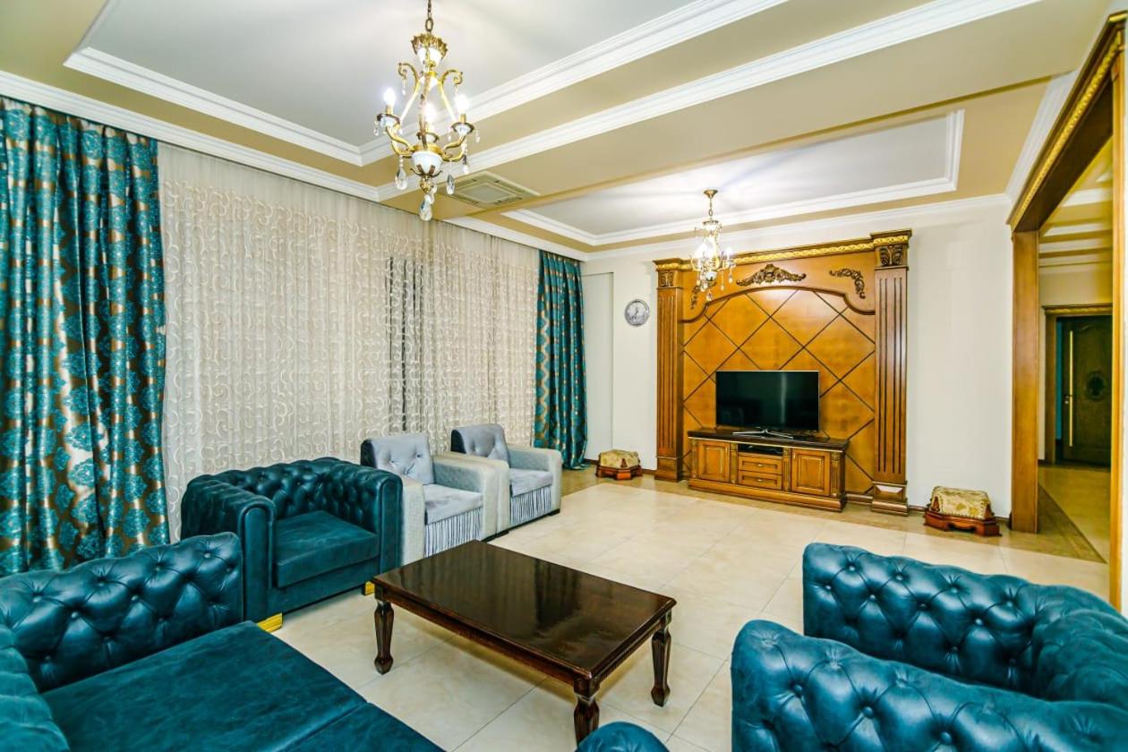 Apartment on Shahin