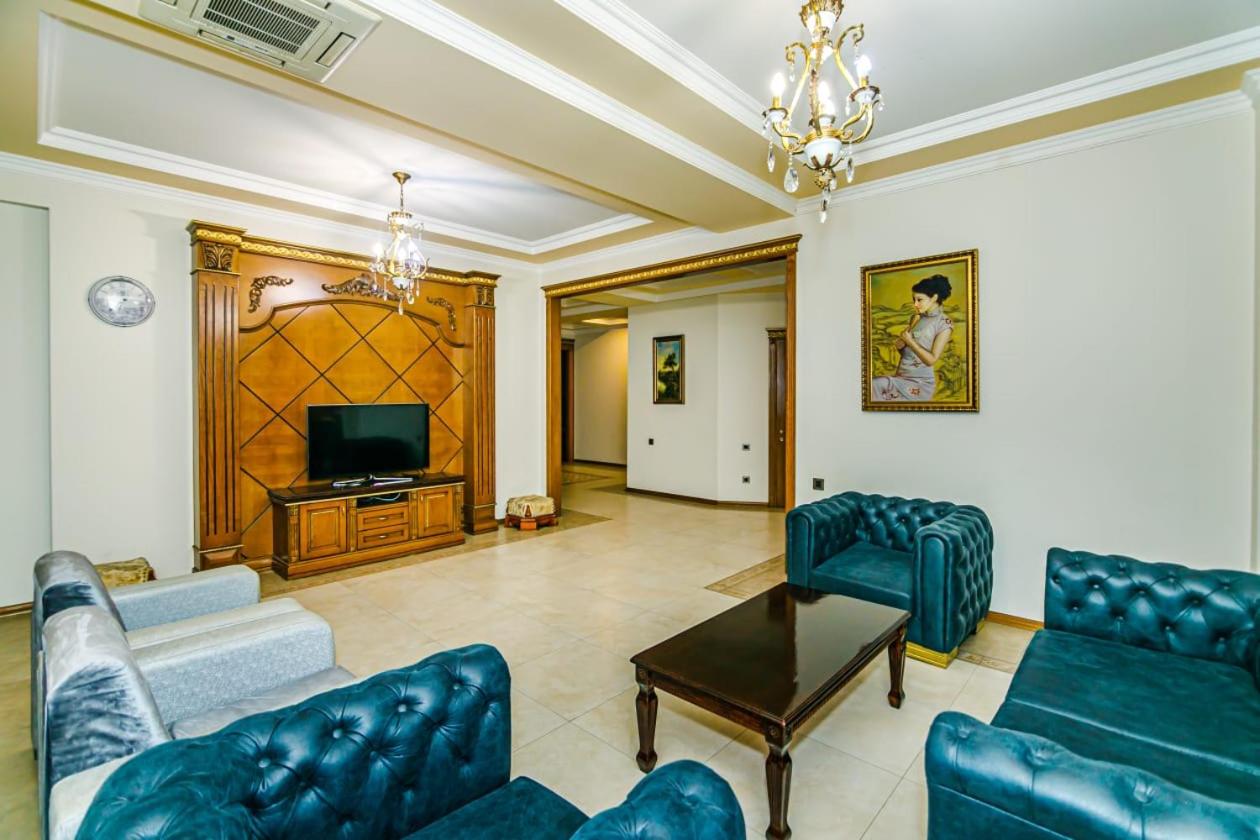 Apartment on Shahin