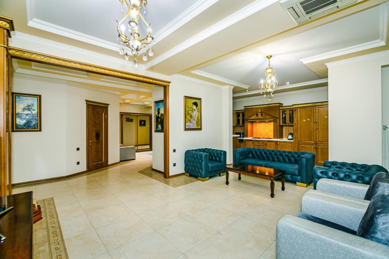 Apartment on Shahin