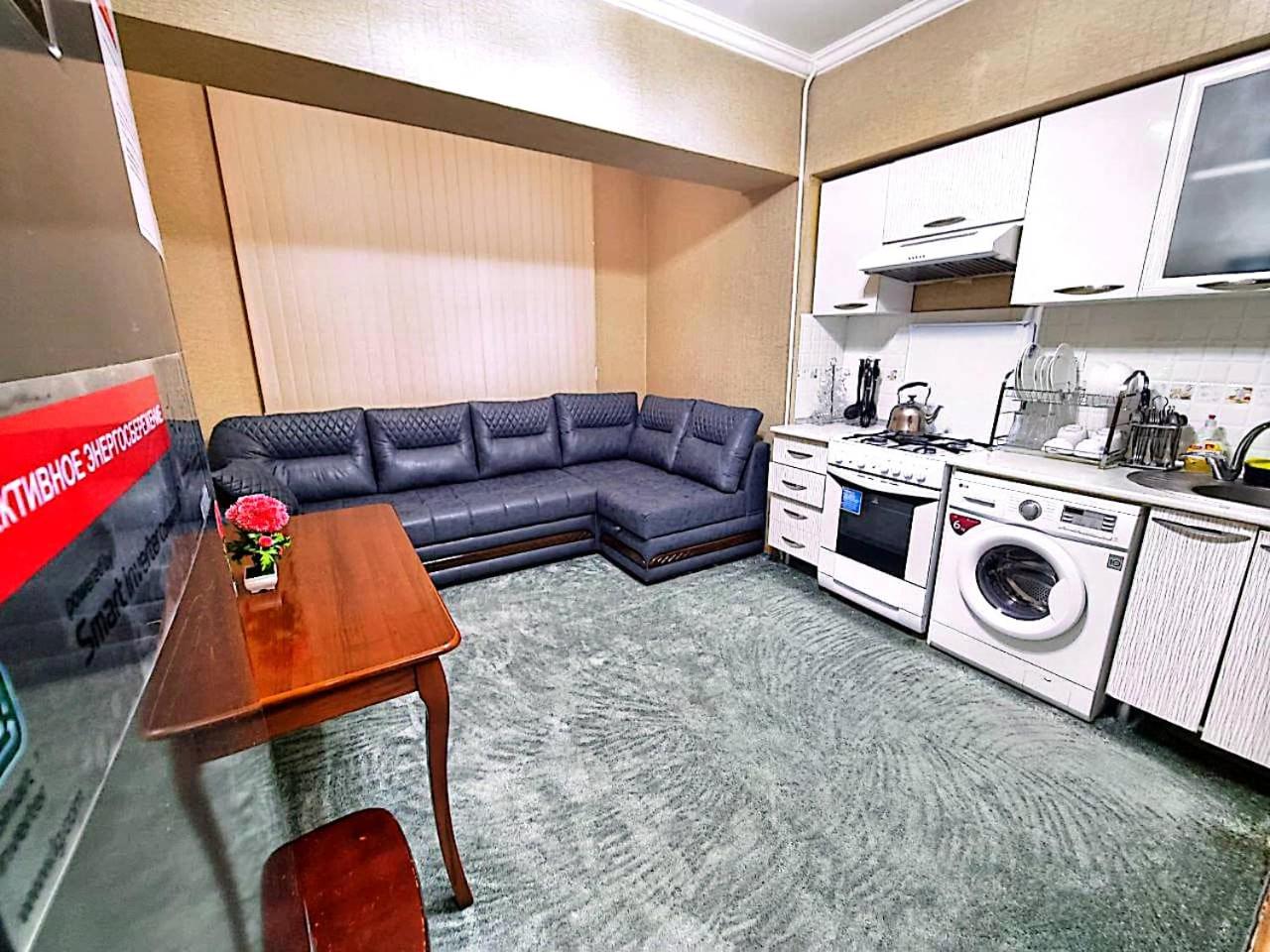 Center of Tashkent near "Cosmonauts" metro station, TSUM is an Elite and Premium location view 4