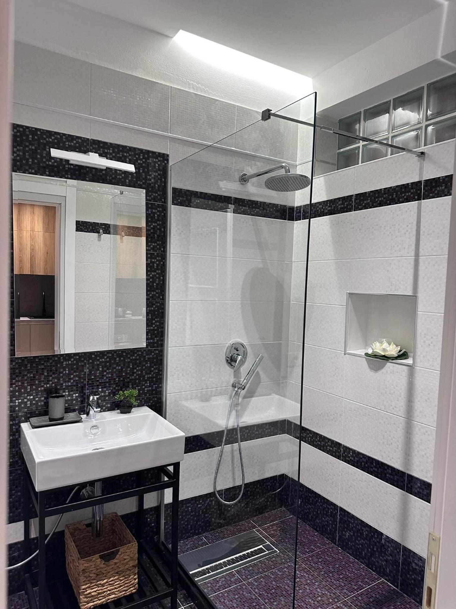 Sea Song Luxury Apartment in Diamond Hill