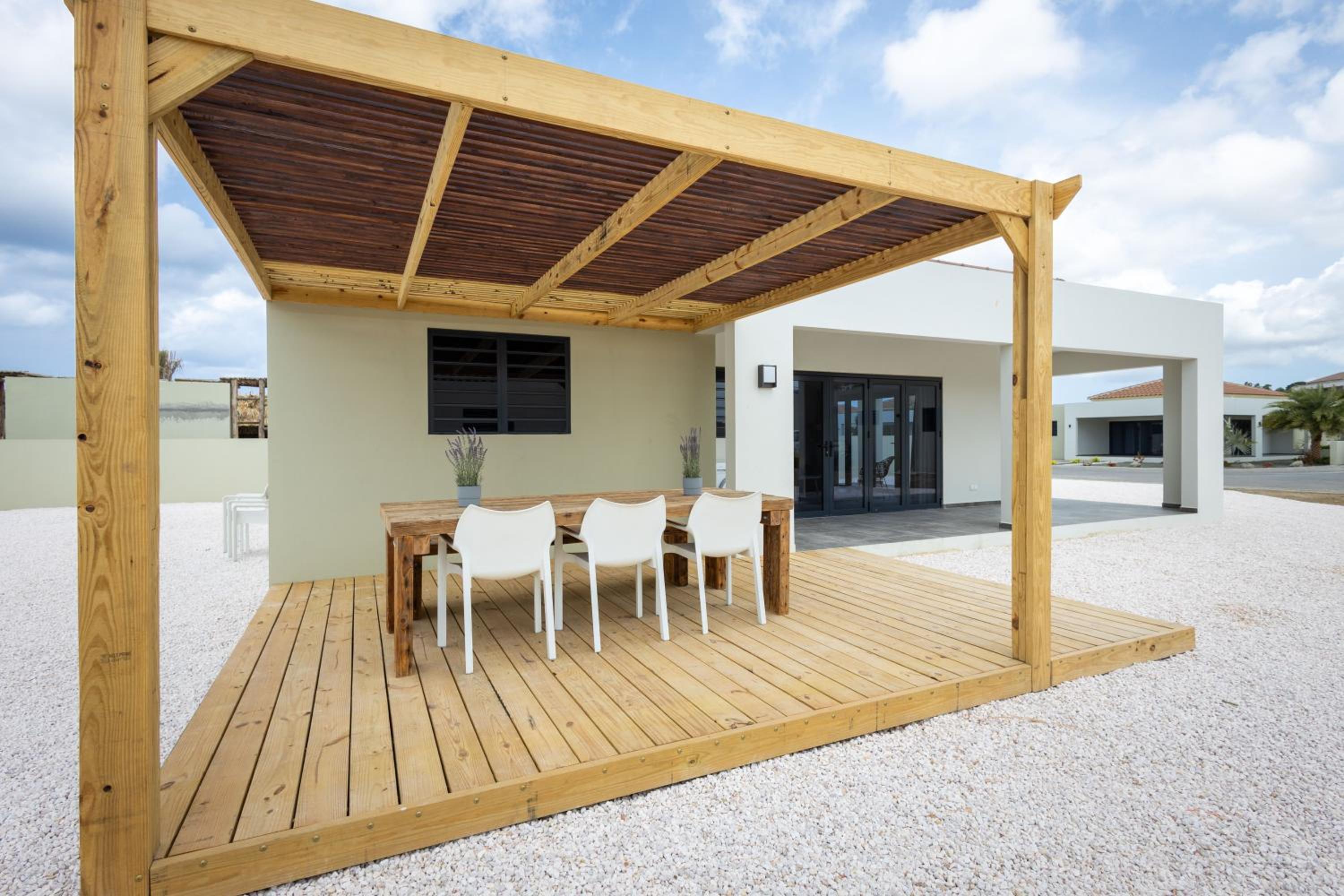Villa Monrel Mambo Beach