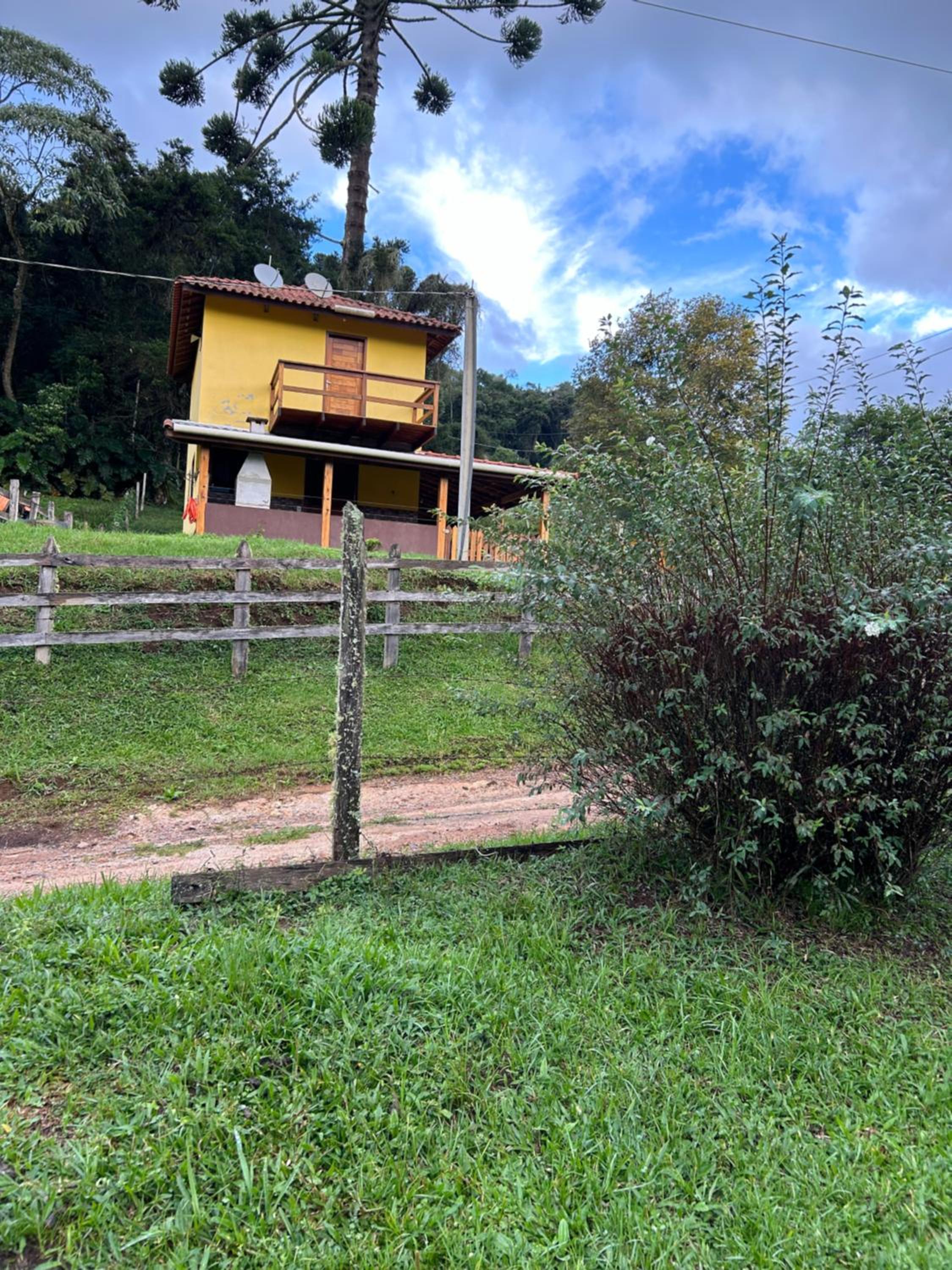 Sobrado Amarelo