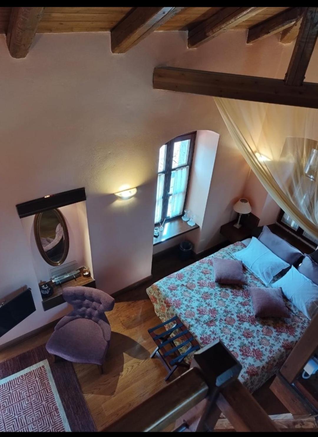 Lousiou Nymphes escape suites