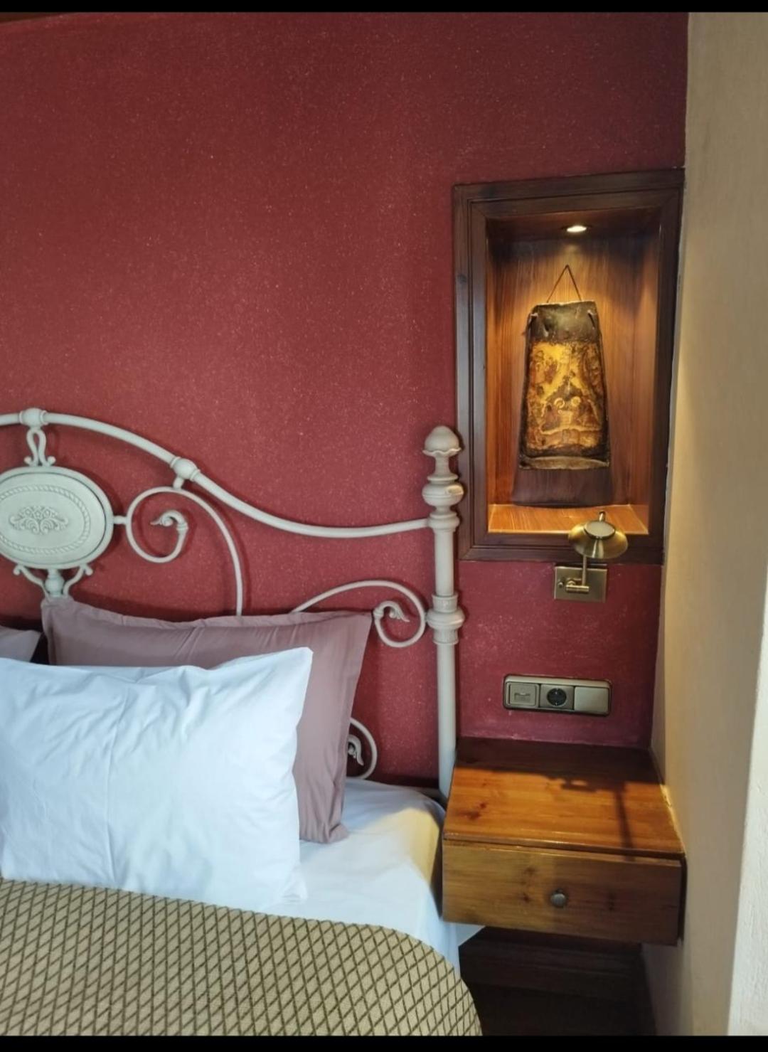 Lousiou Nymphes escape suites