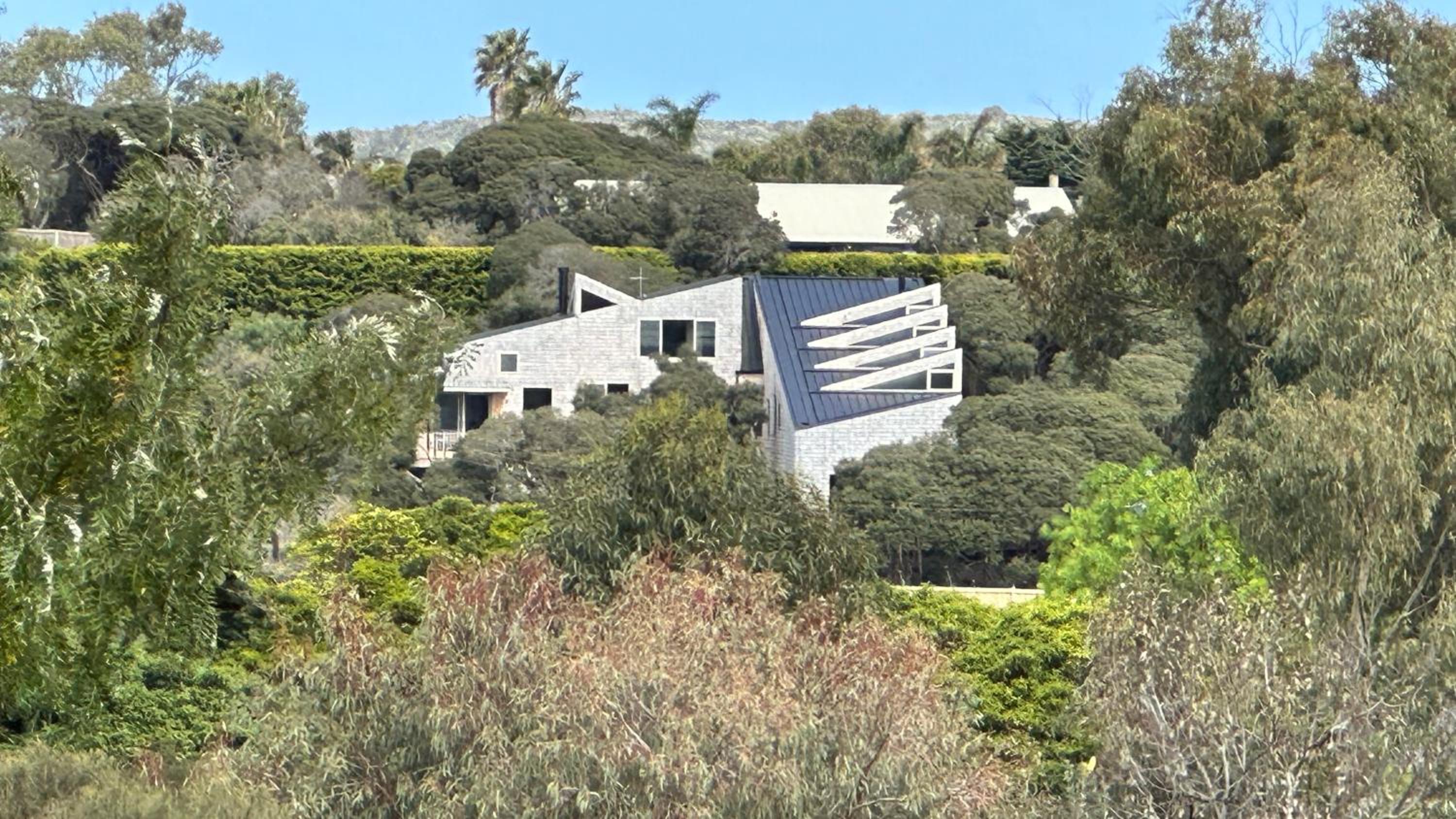 Portsea Shingle House