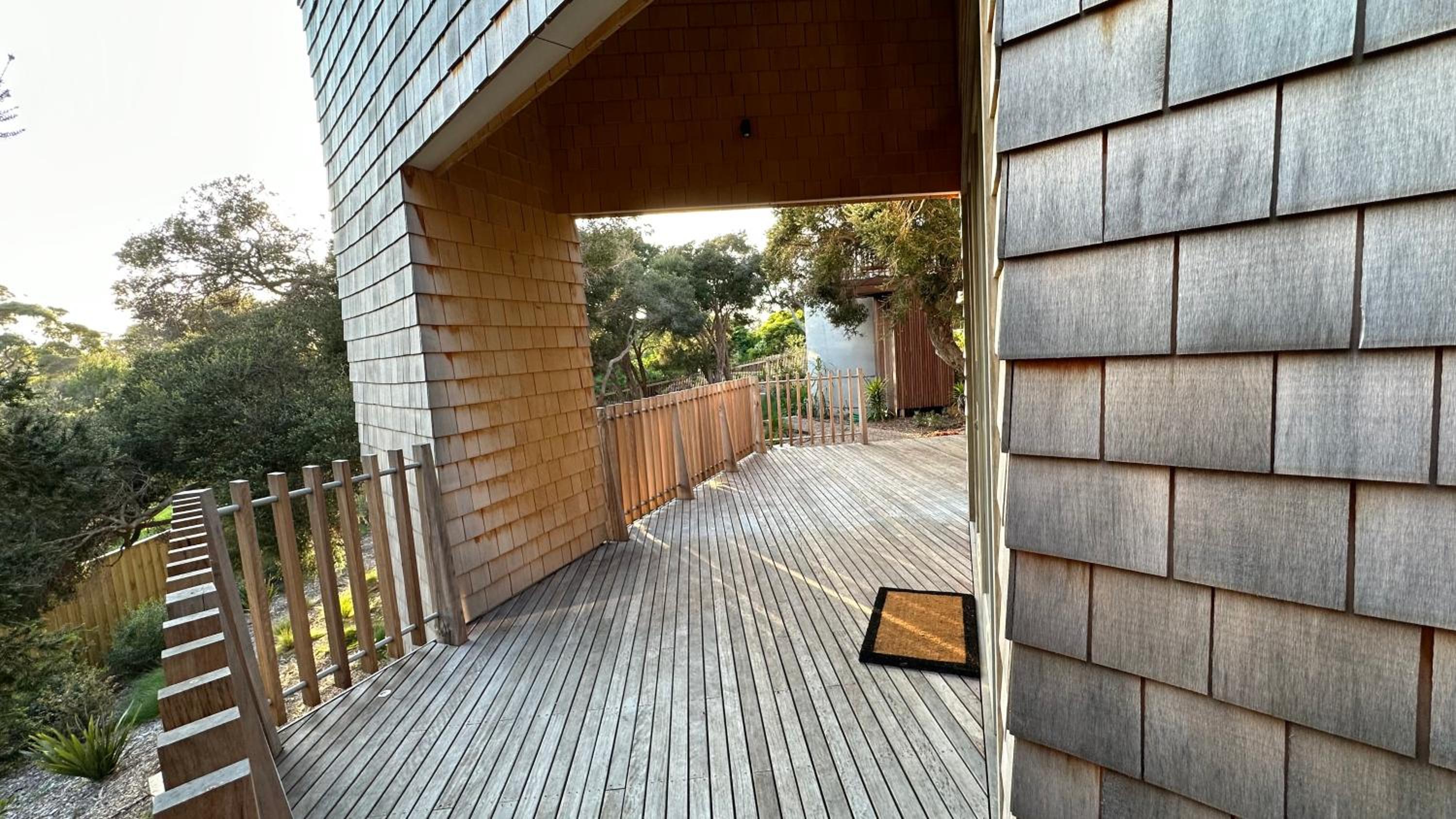 Portsea Shingle House