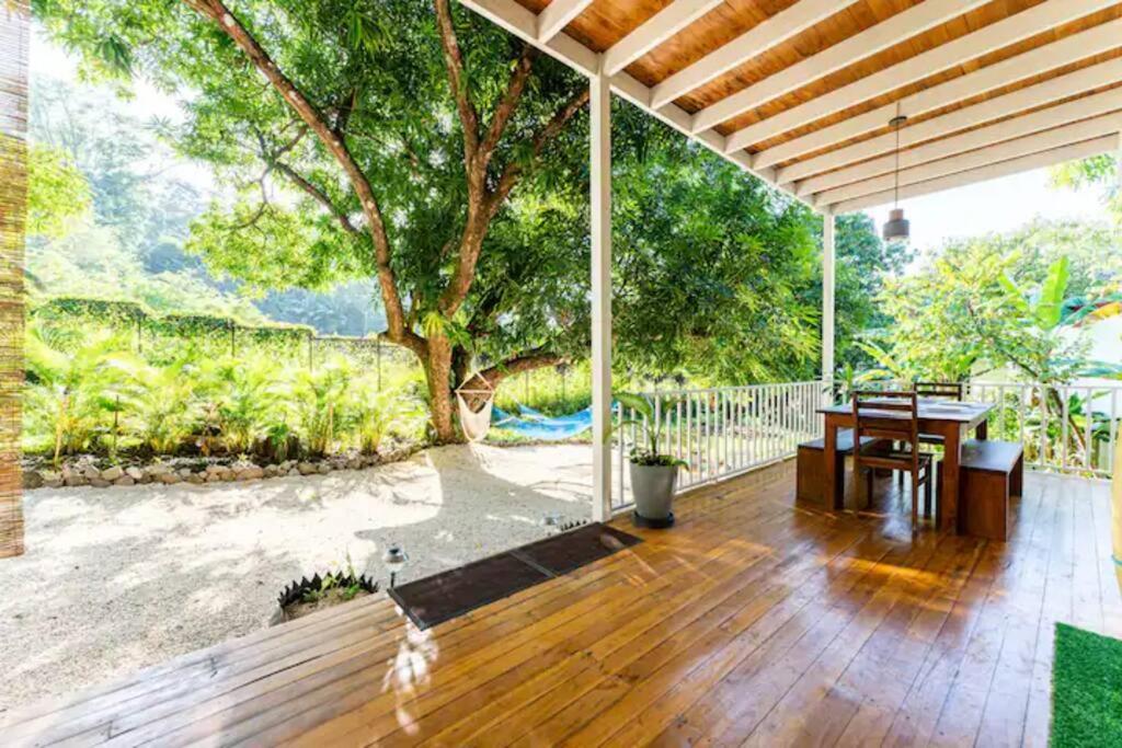 Villa Mango Santa Teresa