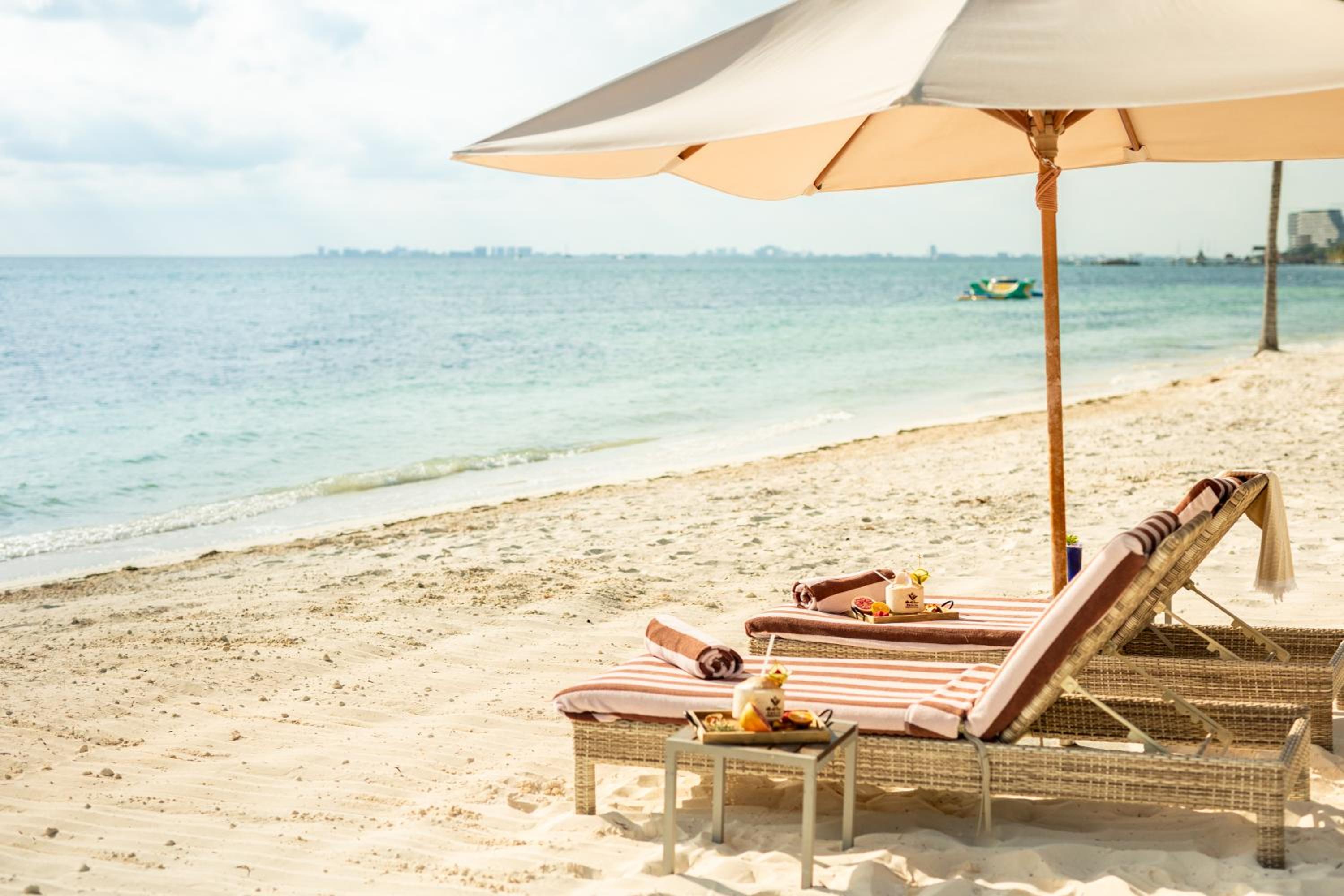 Villa del Palmar Cancun Luxury Beach Resort & Spa