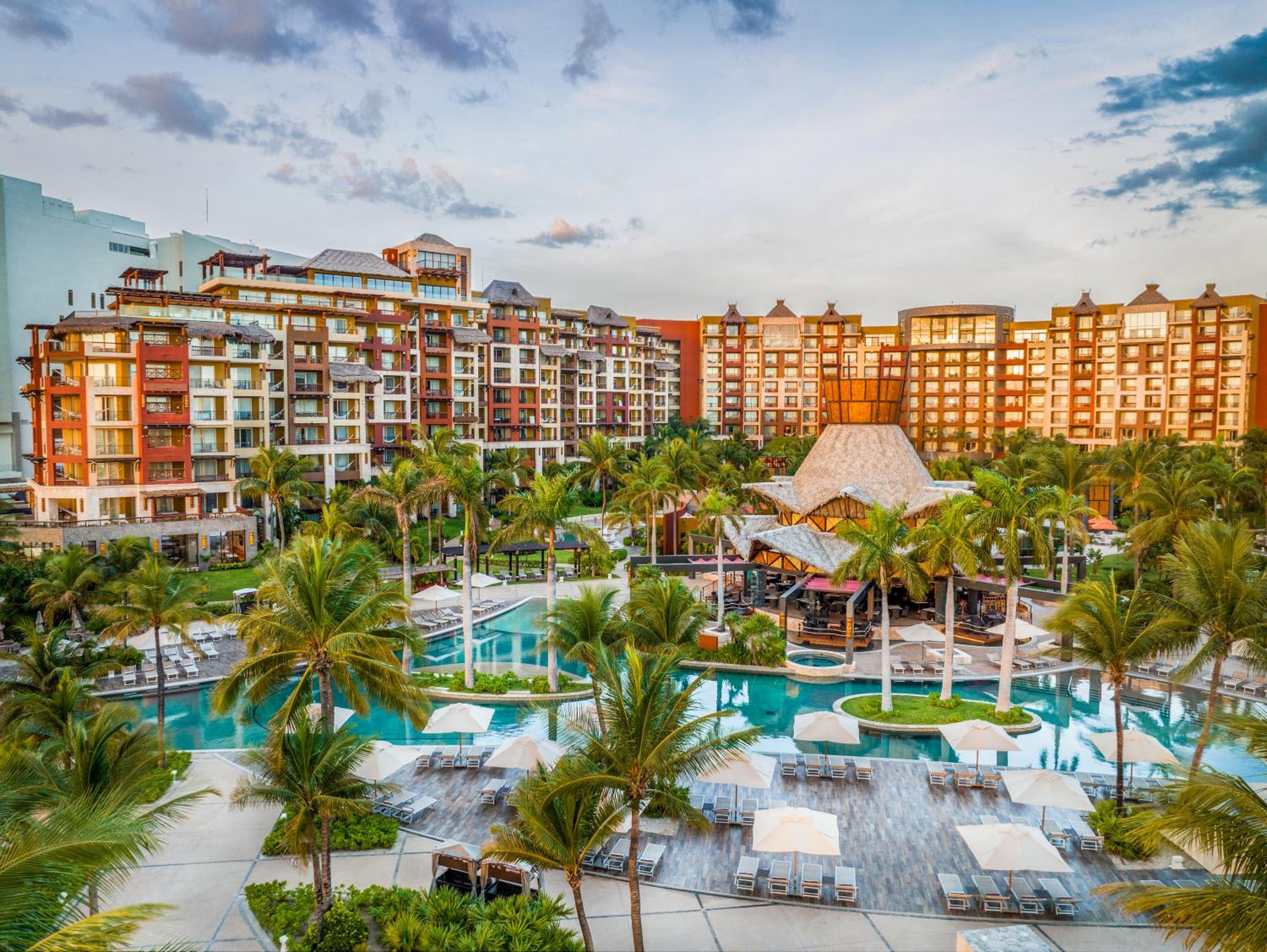 Villa del Palmar Cancun Luxury Beach Resort & Spa