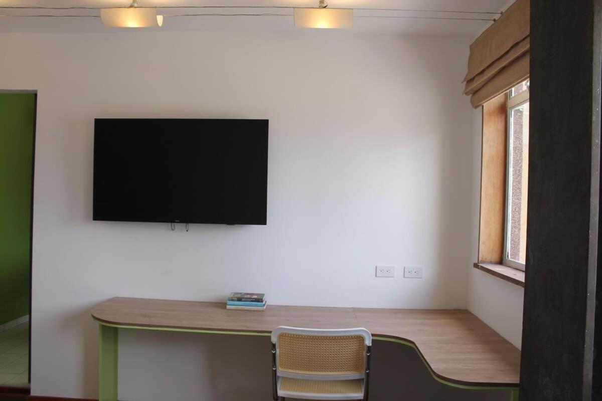 Amazing Vintage Apartment in Centro Internacional RColon 601