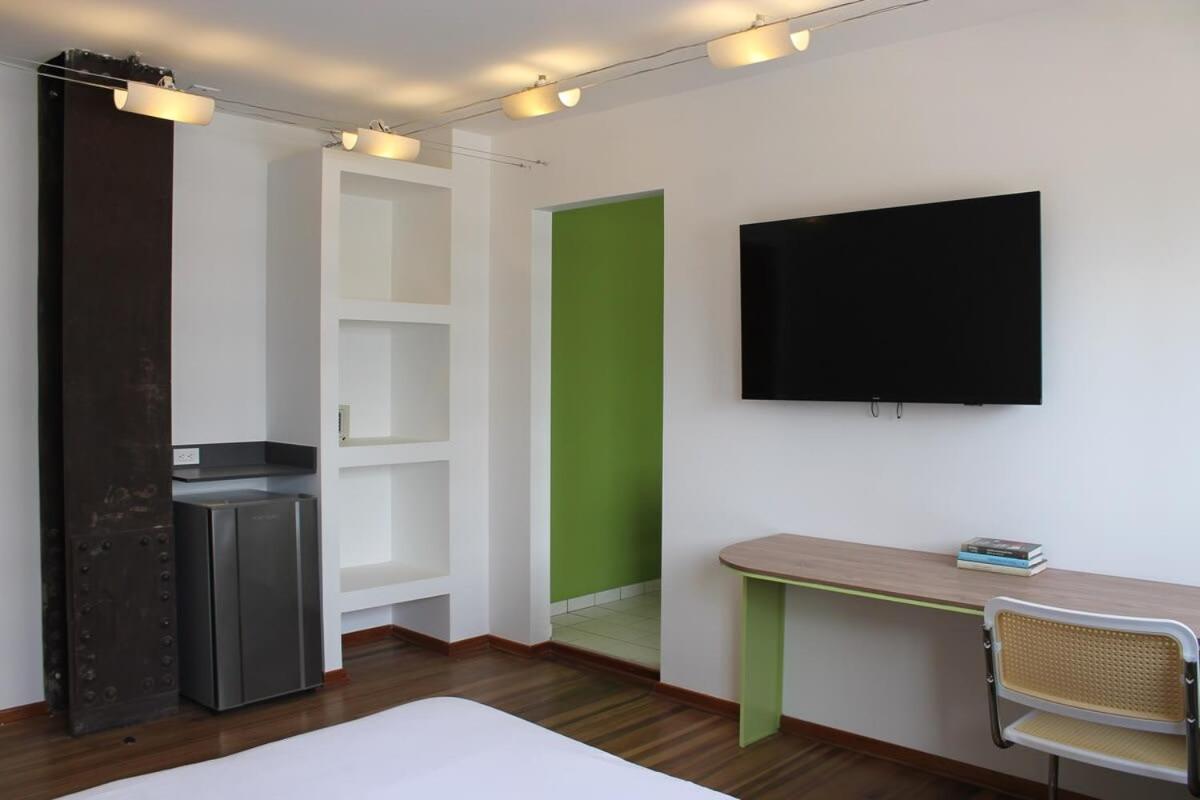 Amazing Vintage Apartment in Centro Internacional RColon 601