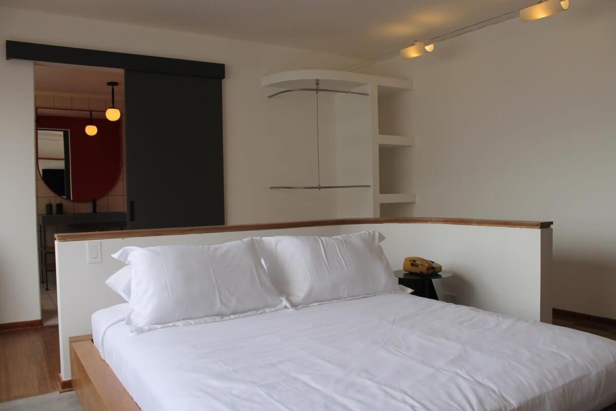 Amazing Vintage Apartment in Centro Internacional RColon 601