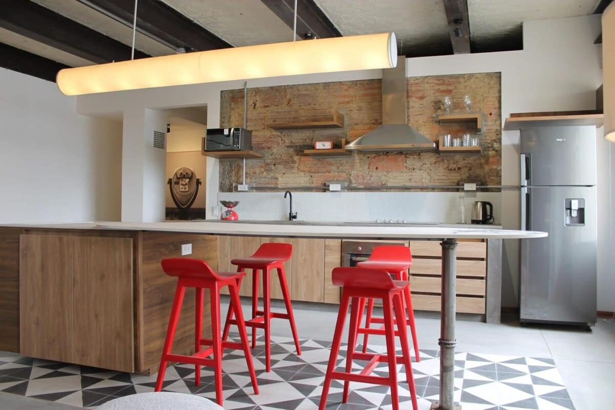 Amazing Vintage Apartment in Centro Internacional RColon 601