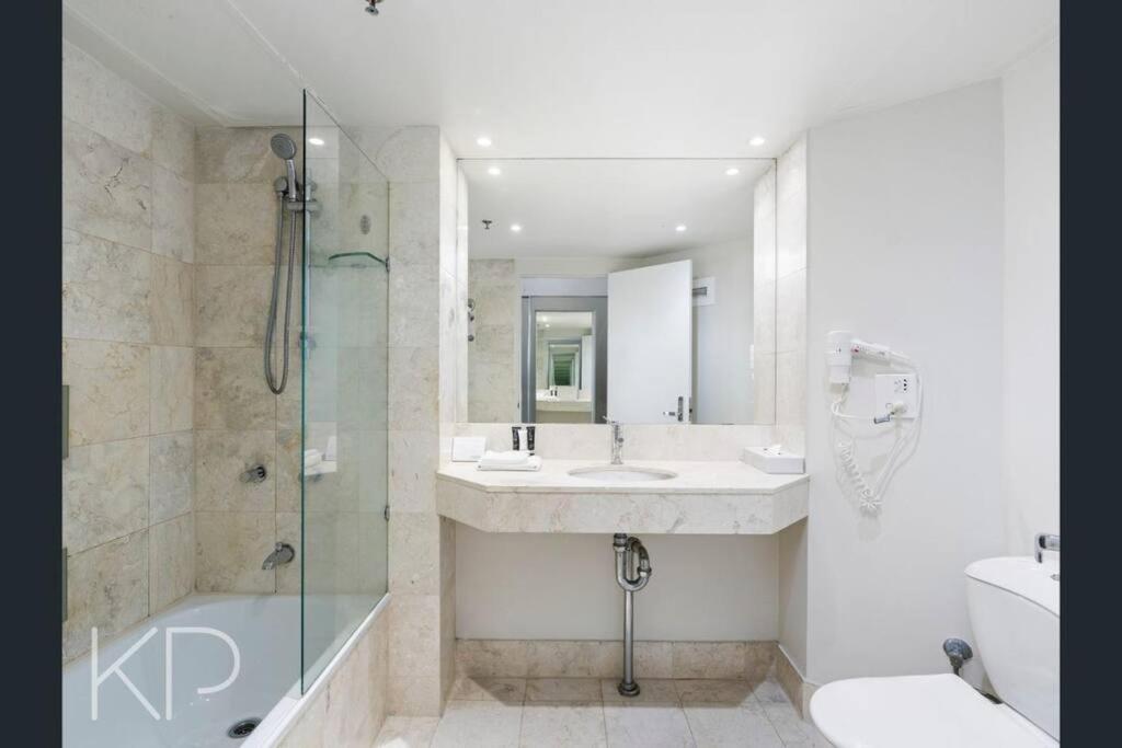 Studio Apartment Mantra view 1016