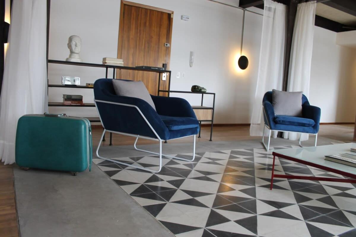 Amazing Vintage Apartment in Centro Internacional RColon 601