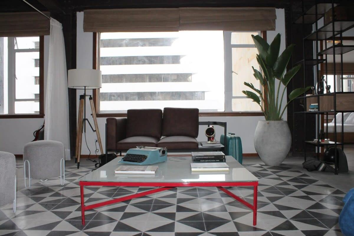 Amazing Vintage Apartment in Centro Internacional RColon 601