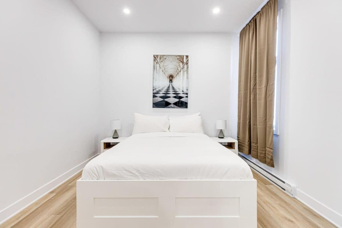 Modern & Bright 3BR with Sofabed in Mile-End